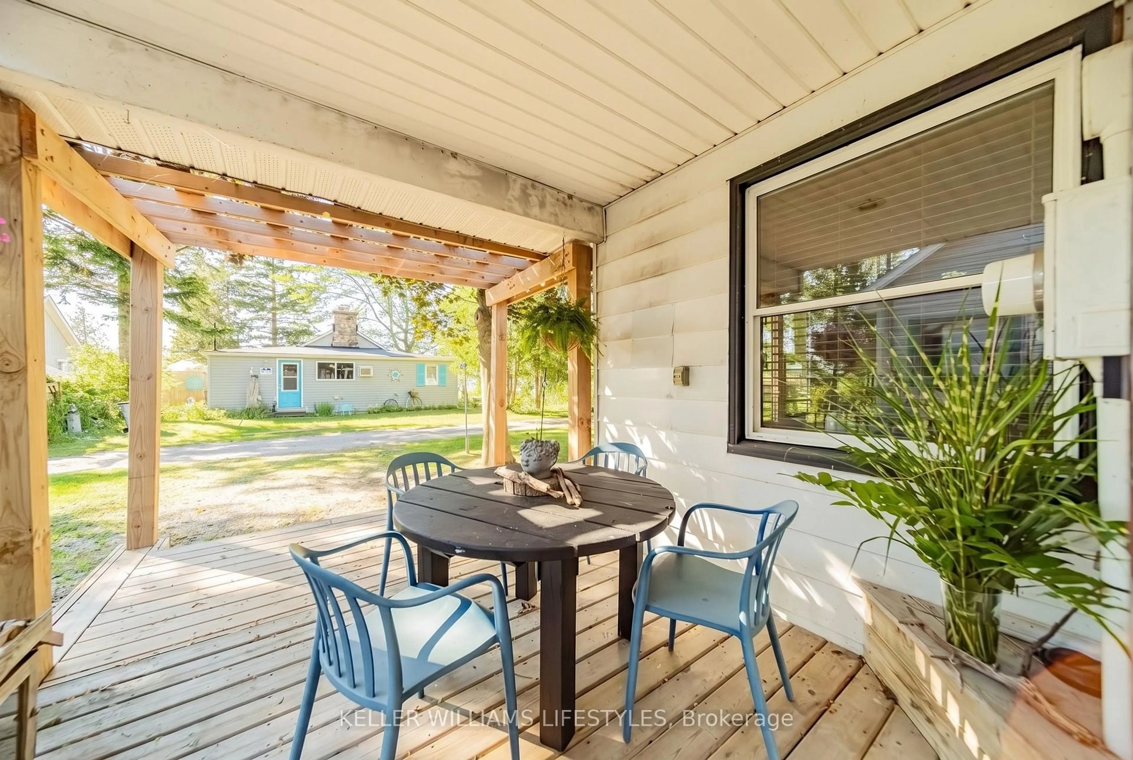 Patio, unknown for 71214 Karen Dr, Bluewater Ontario N0M 1N0