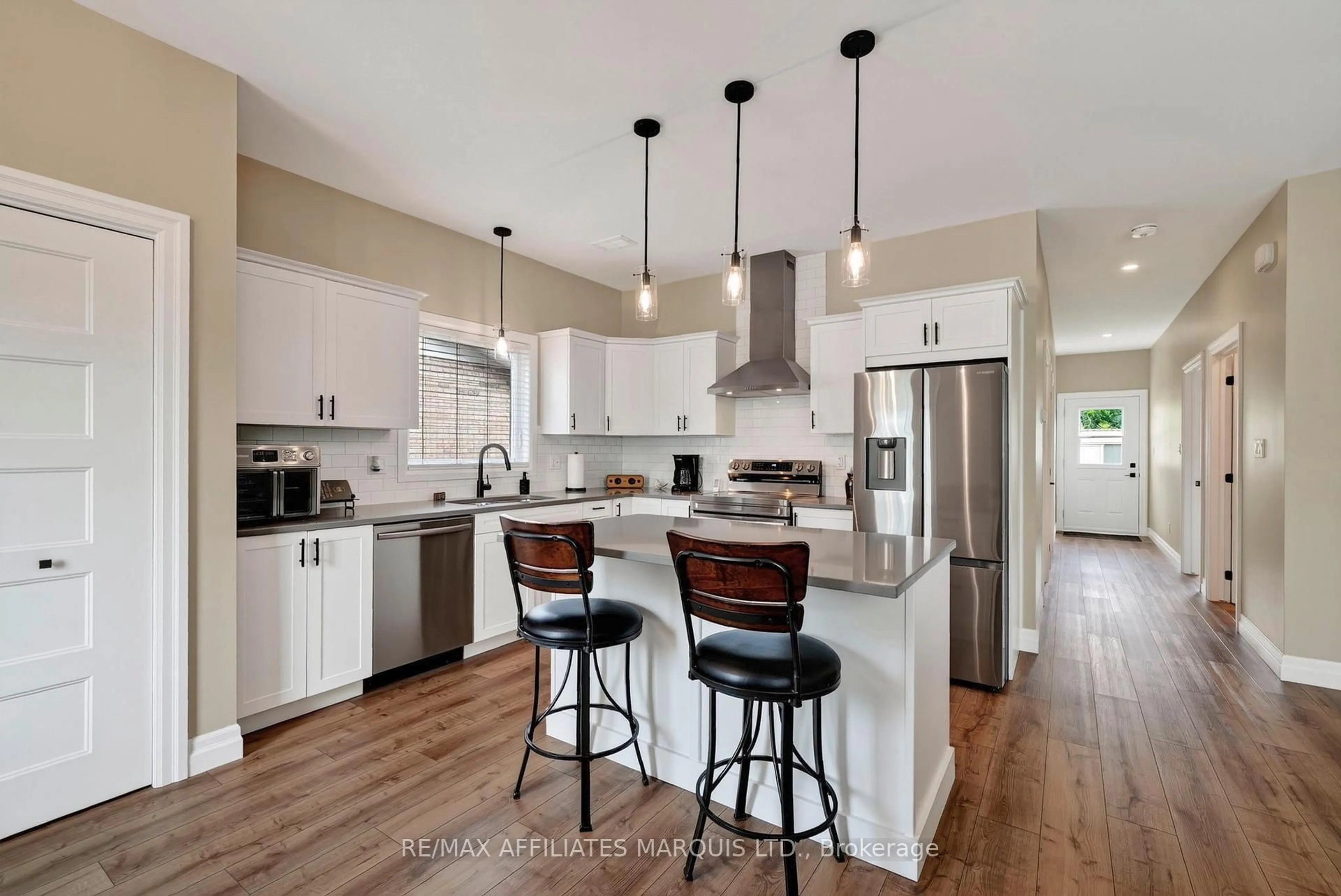 Open concept kitchen, unknown for 5401 Woodlands Rd, South Stormont Ontario K0C 1M0