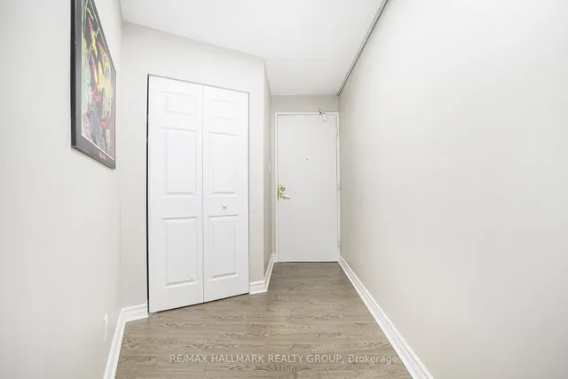 1380 Prince Of Wales Dr #1005, Ottawa 4
