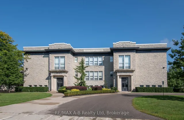 189 Elizabeth St #1C, St. Marys 2