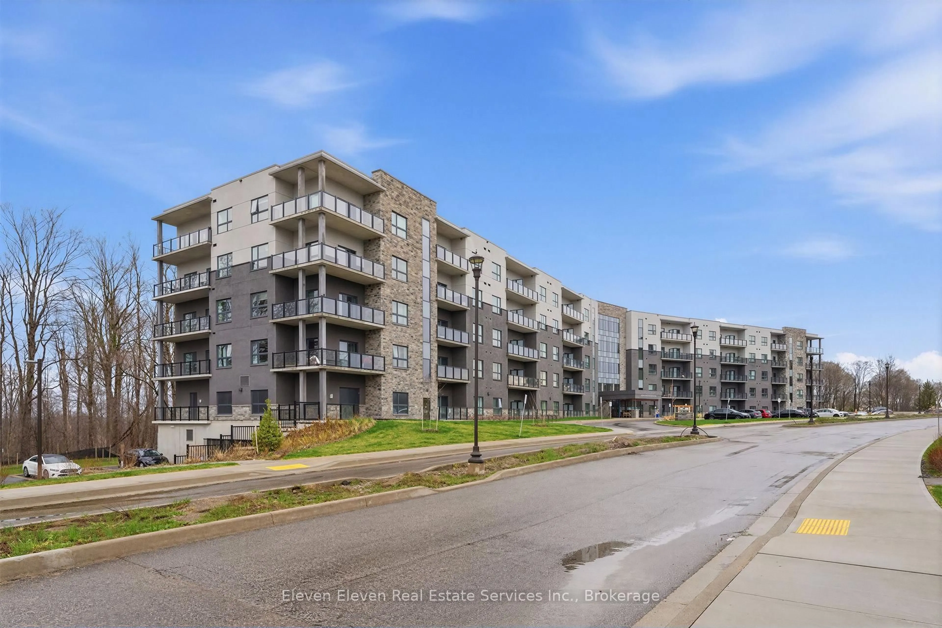 A pic from outside/outdoor area/front of a property/back of a property/a pic from drone, street for 1100 Lackner Pl #422, Kitchener Ontario N2A 0M1