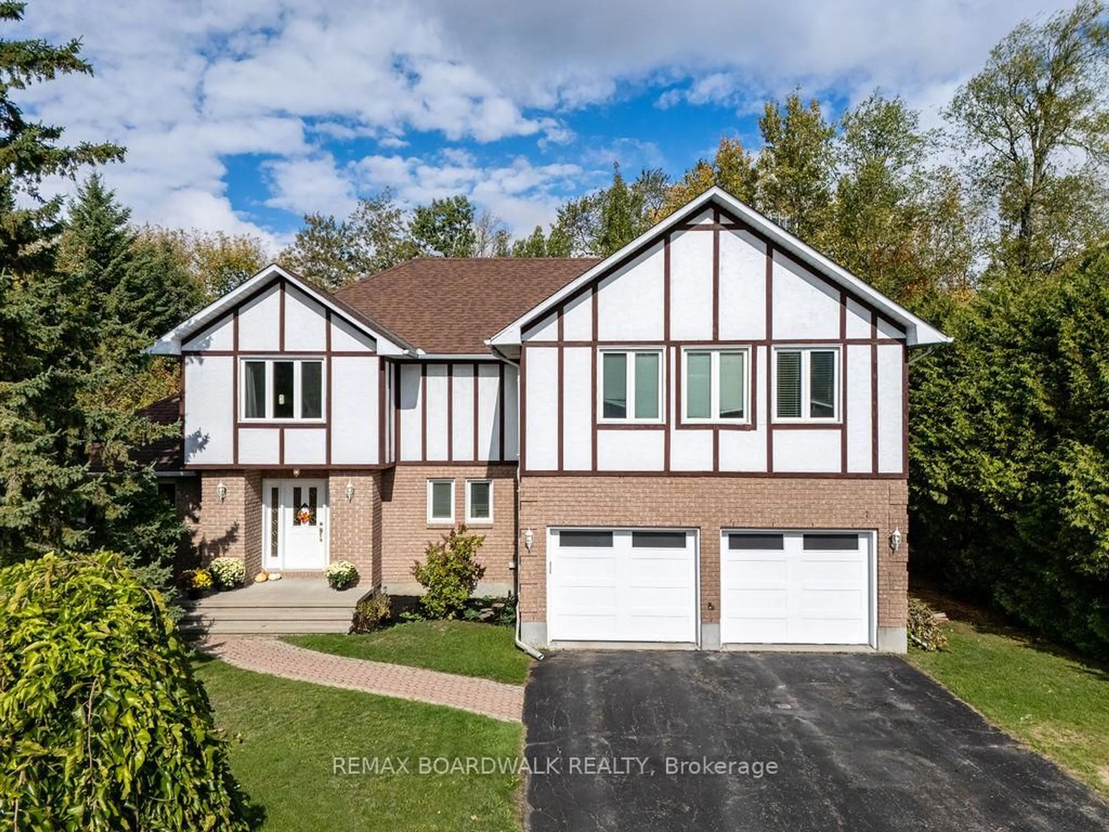 Unknown for 7089 Bush Dr, Ottawa Ontario K4P 1M8