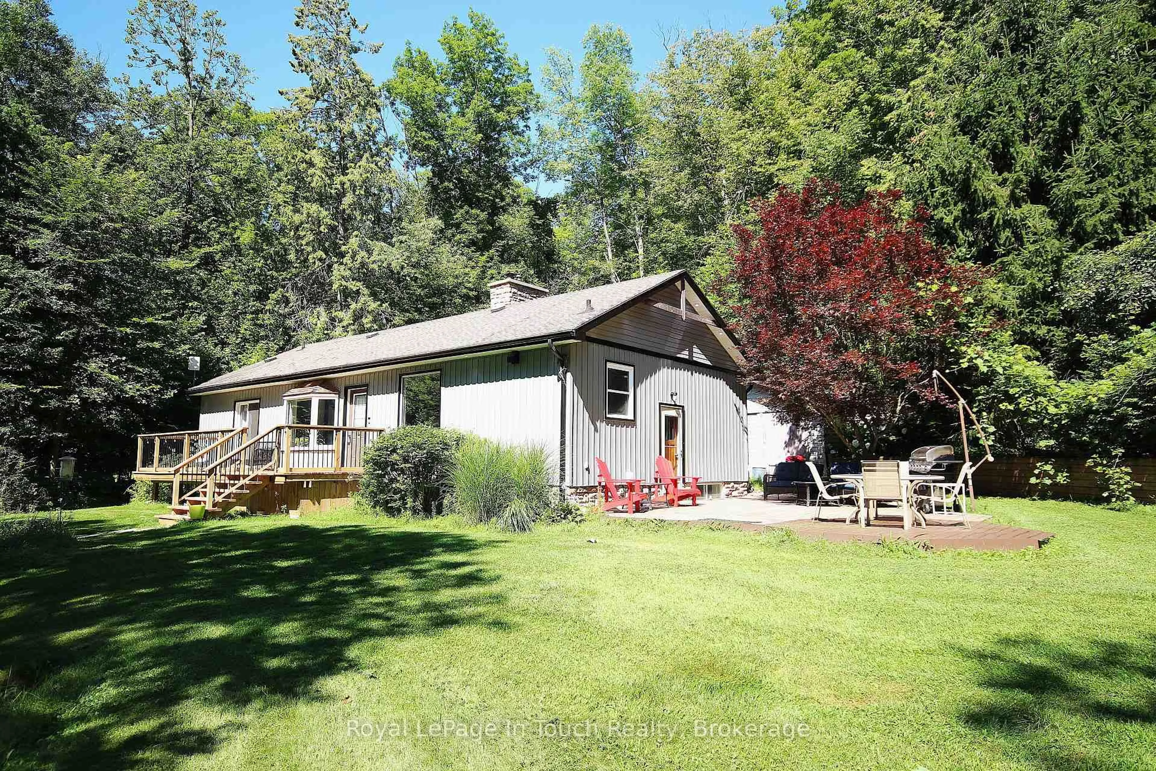 Patio, water/lake/river/ocean view for 18 Shady Glen Lane, Mono Ontario L9W 6G9