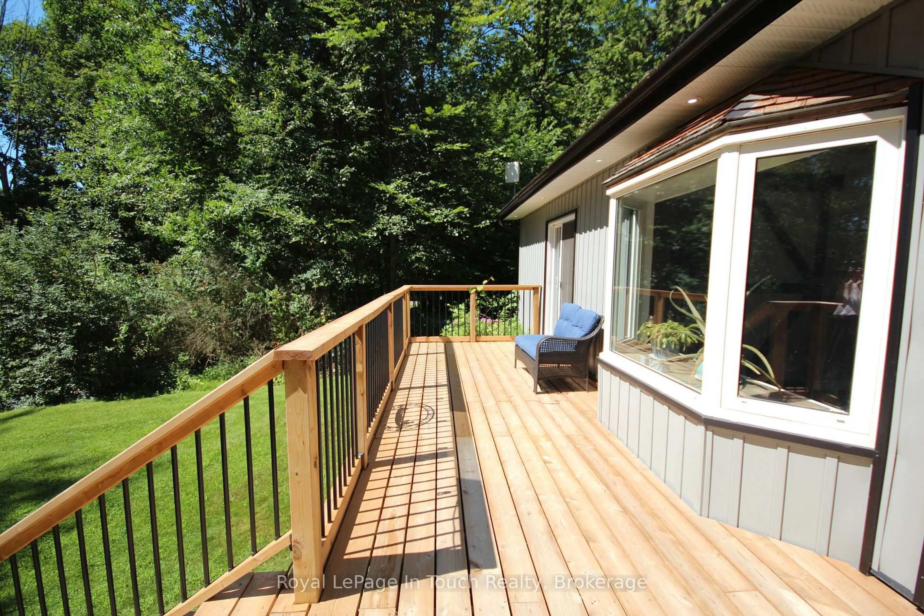 Patio, forest/trees view for 18 Shady Glen Lane, Mono Ontario L9W 6G9