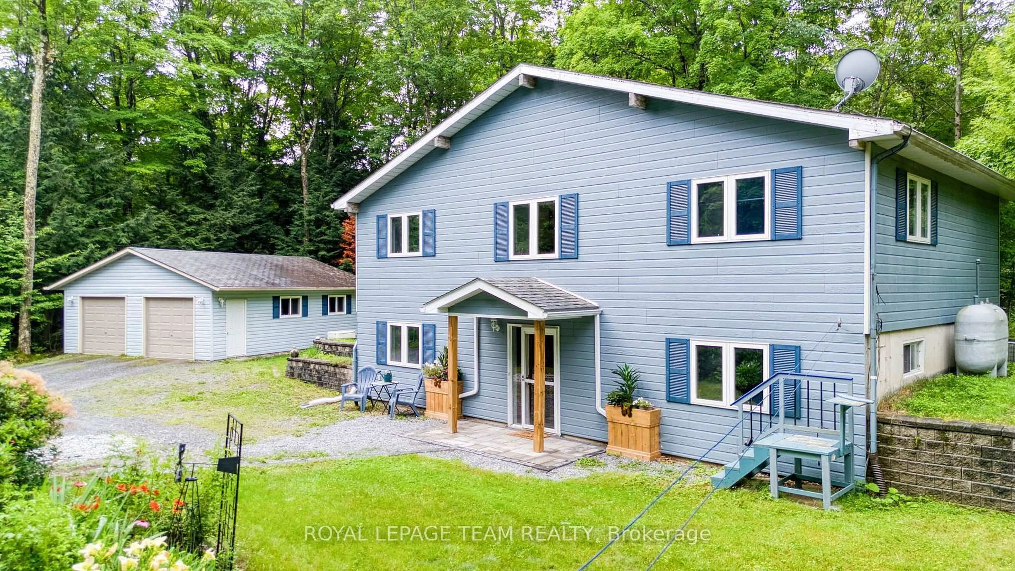 A pic from outside/outdoor area/front of a property/back of a property/a pic from drone, building for 1271 Ramsay Con 3A Rd, Almonte Ontario K0A 1A0