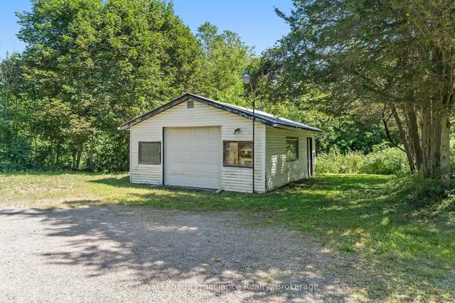 211 ALEXANDER Rd, Brighton 5