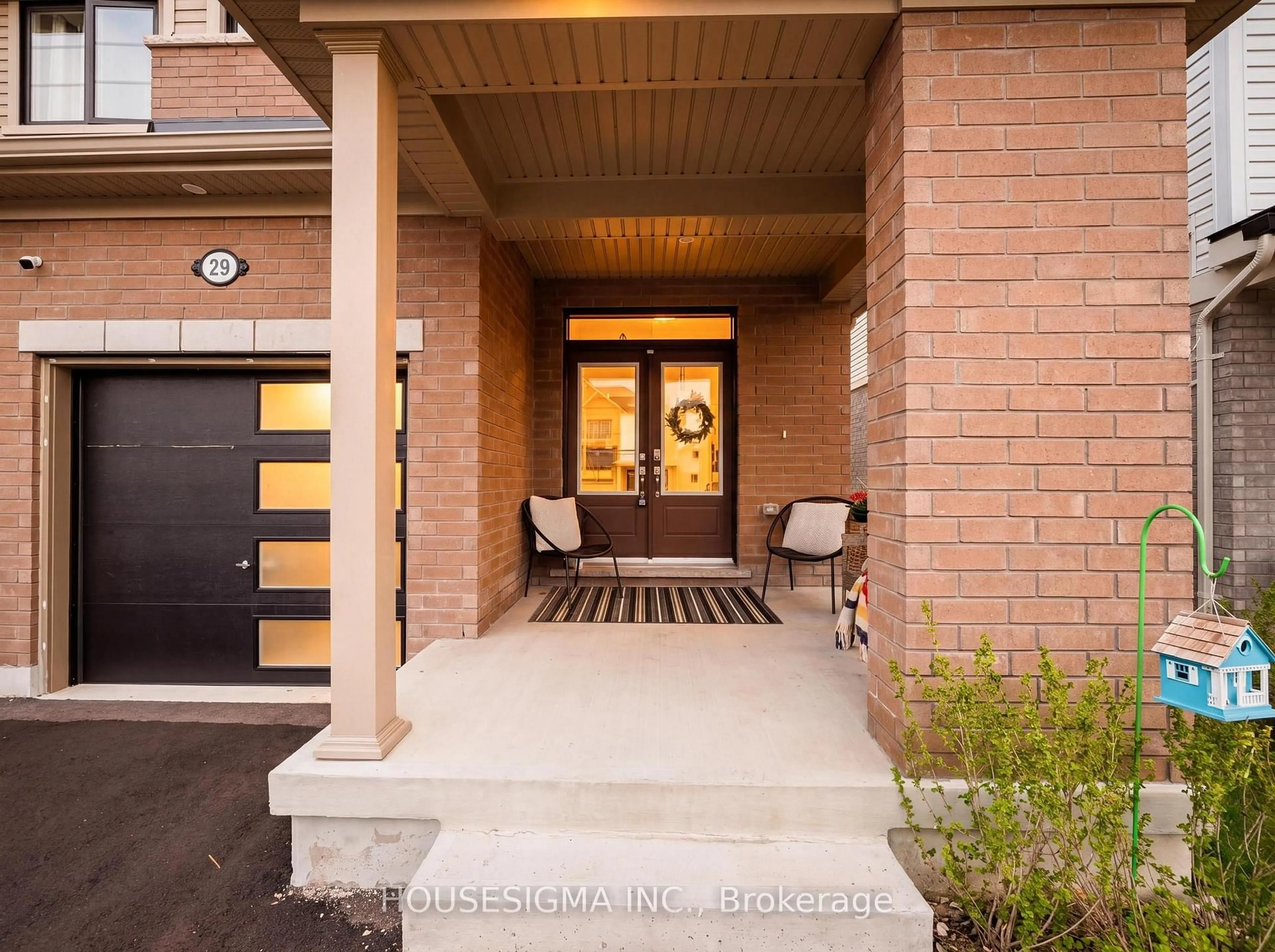 Indoor entryway for 29 Povey Rd, Centre Wellington Ontario N1M 0J5