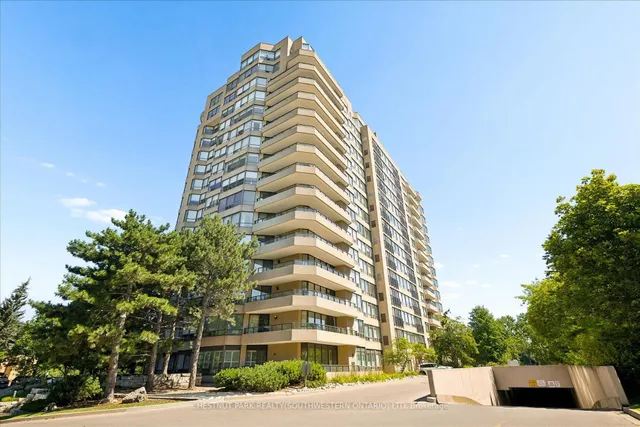 4 Willow St #1101, Waterloo 2
