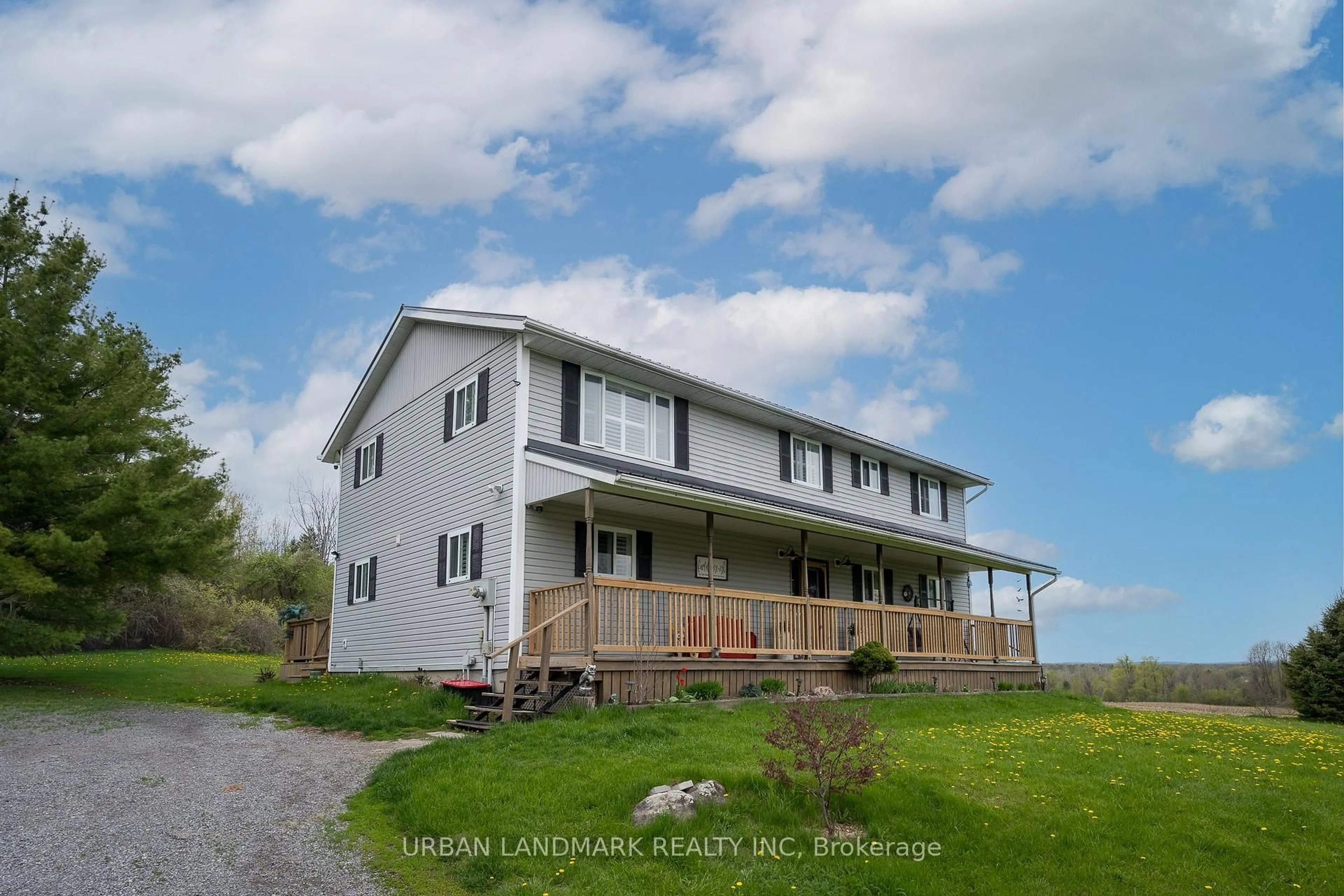 A pic from outside/outdoor area/front of a property/back of a property/a pic from drone, unknown for 80 RUSH Rd, Brighton Ontario K0K 1H0