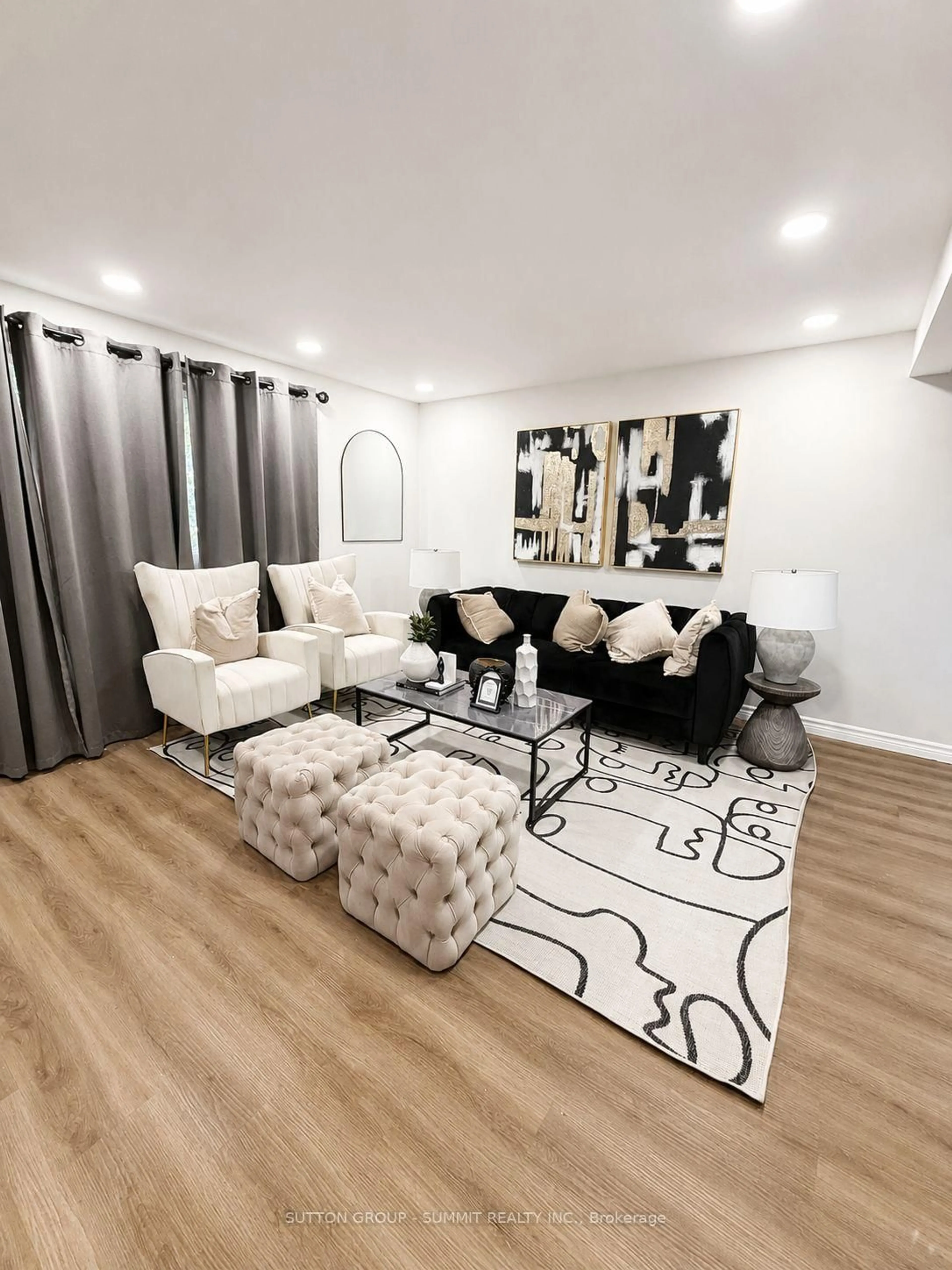 Living room with furniture, unknown for 433a Dunvegan Dr, Waterloo Ontario N2K 2C9