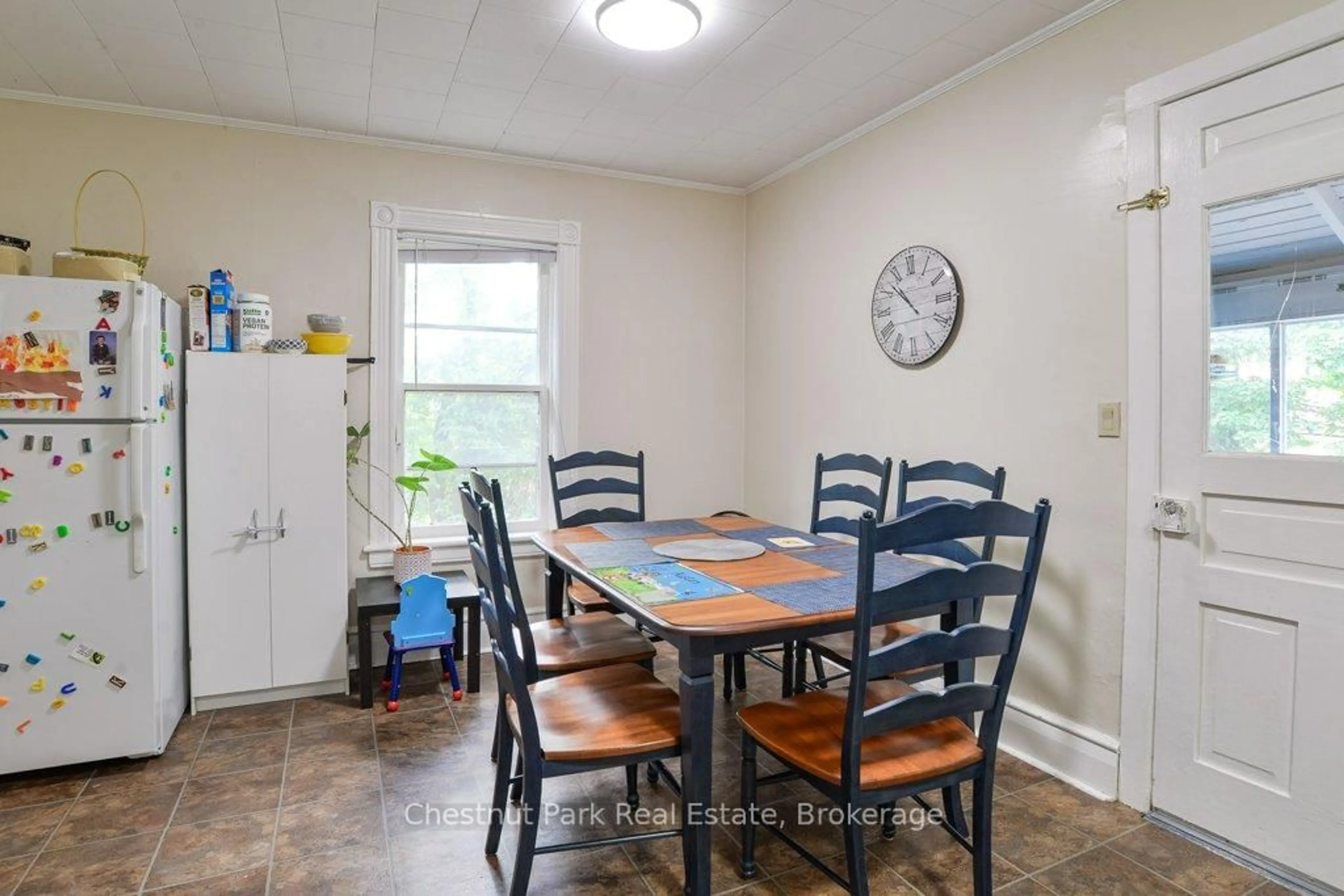 Dining room, unknown for 128 James St, Bracebridge Ontario P1L 2B6