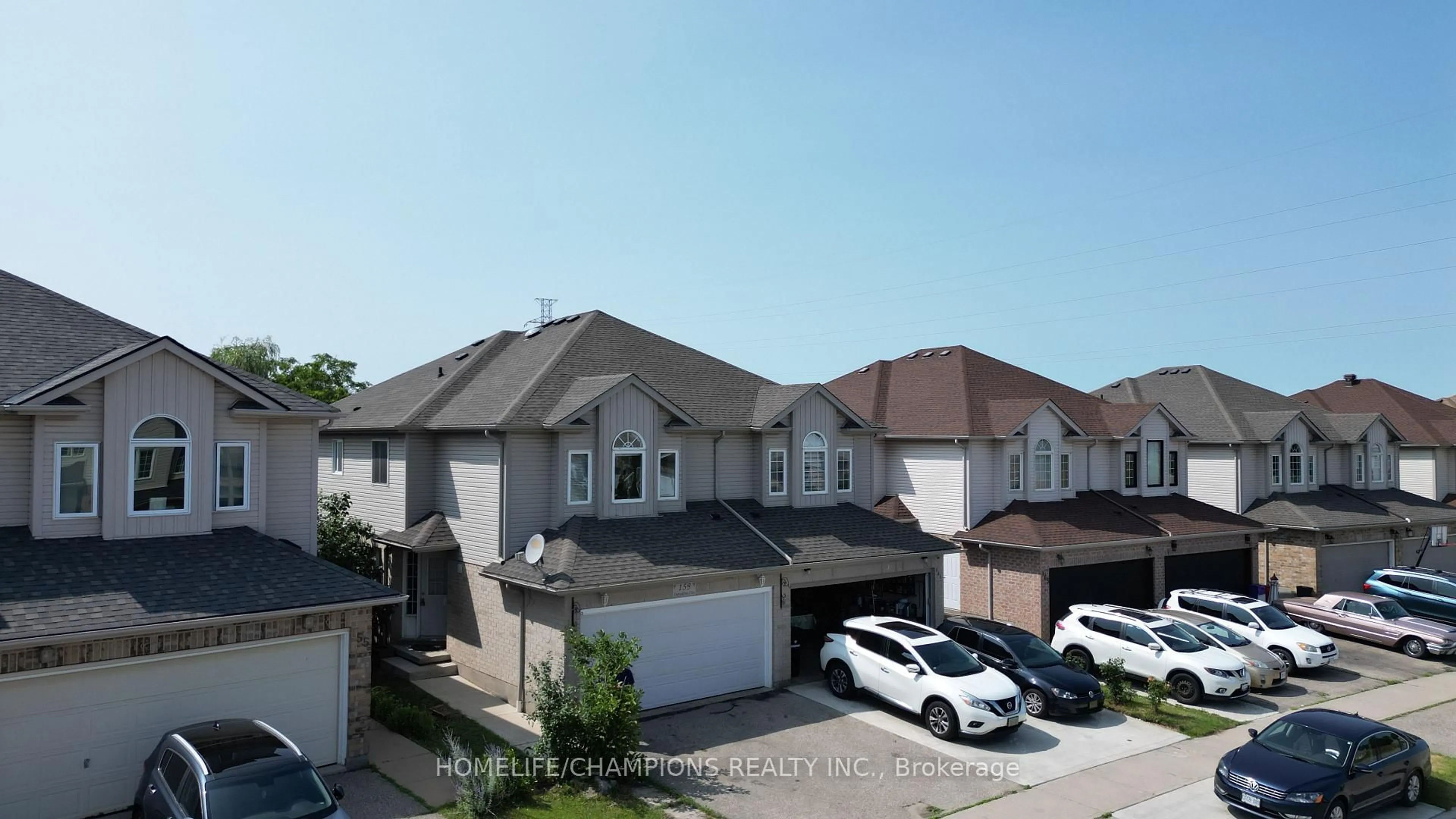 A pic from outside/outdoor area/front of a property/back of a property/a pic from drone, street for 159 Snowdrop Cres, Kitchener Ontario N2E 4G9