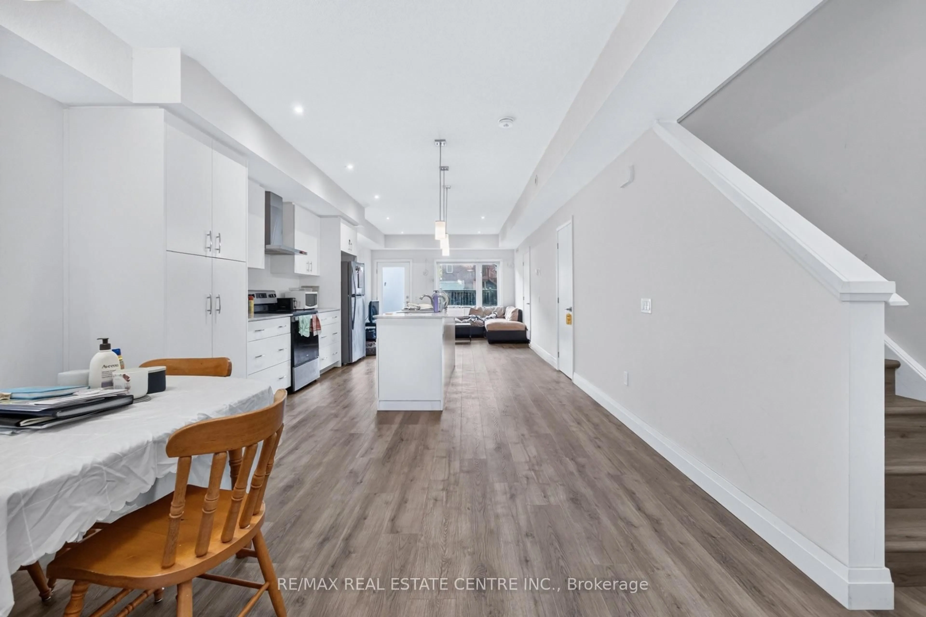 Open concept kitchen, unknown for 34 Lily Lane, Guelph Ontario N1L 0R2