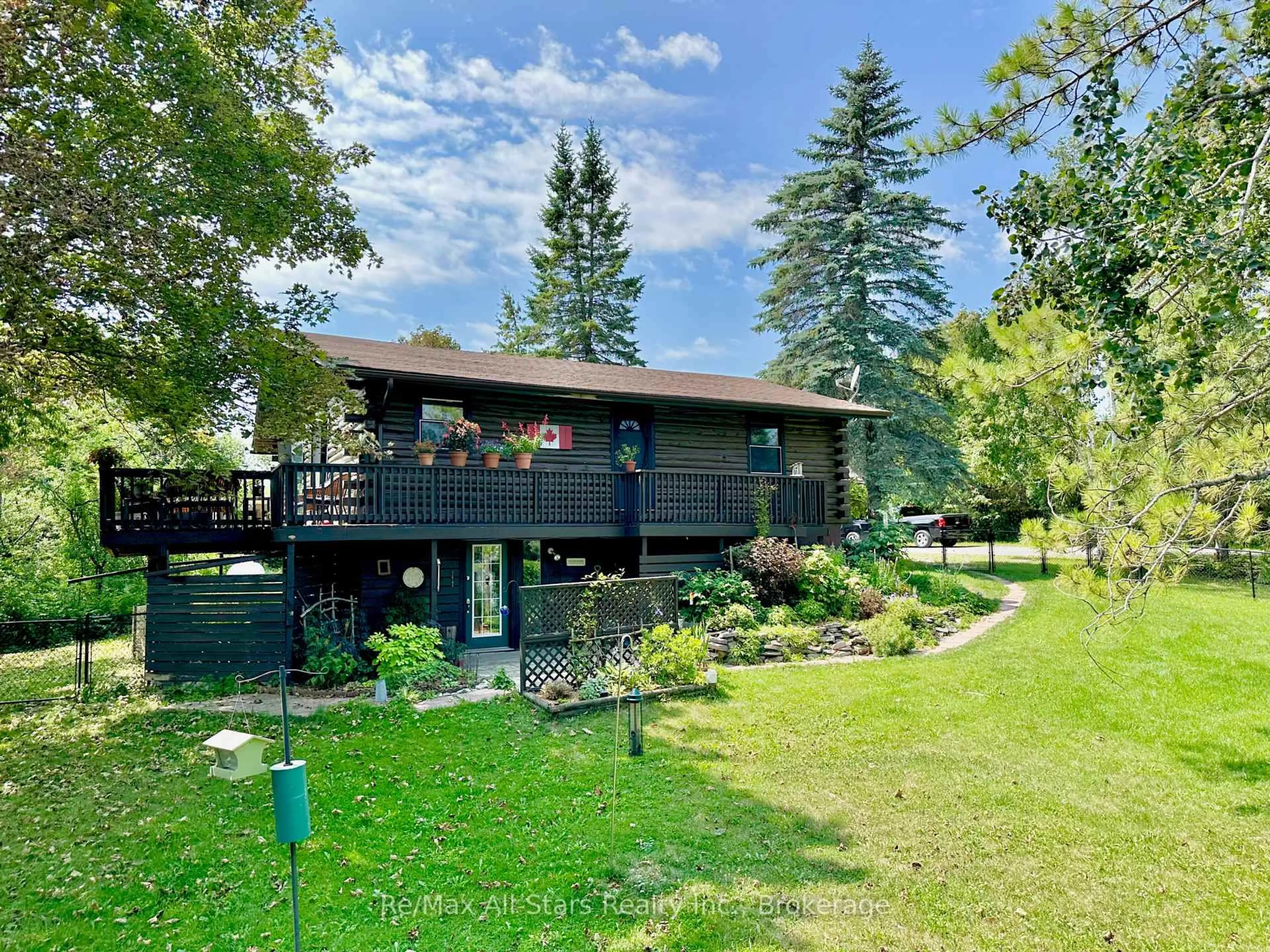 A pic from outside/outdoor area/front of a property/back of a property/a pic from drone, water/lake/river/ocean view for 50 Reid St, Kawartha Lakes Ontario K0M 1A0