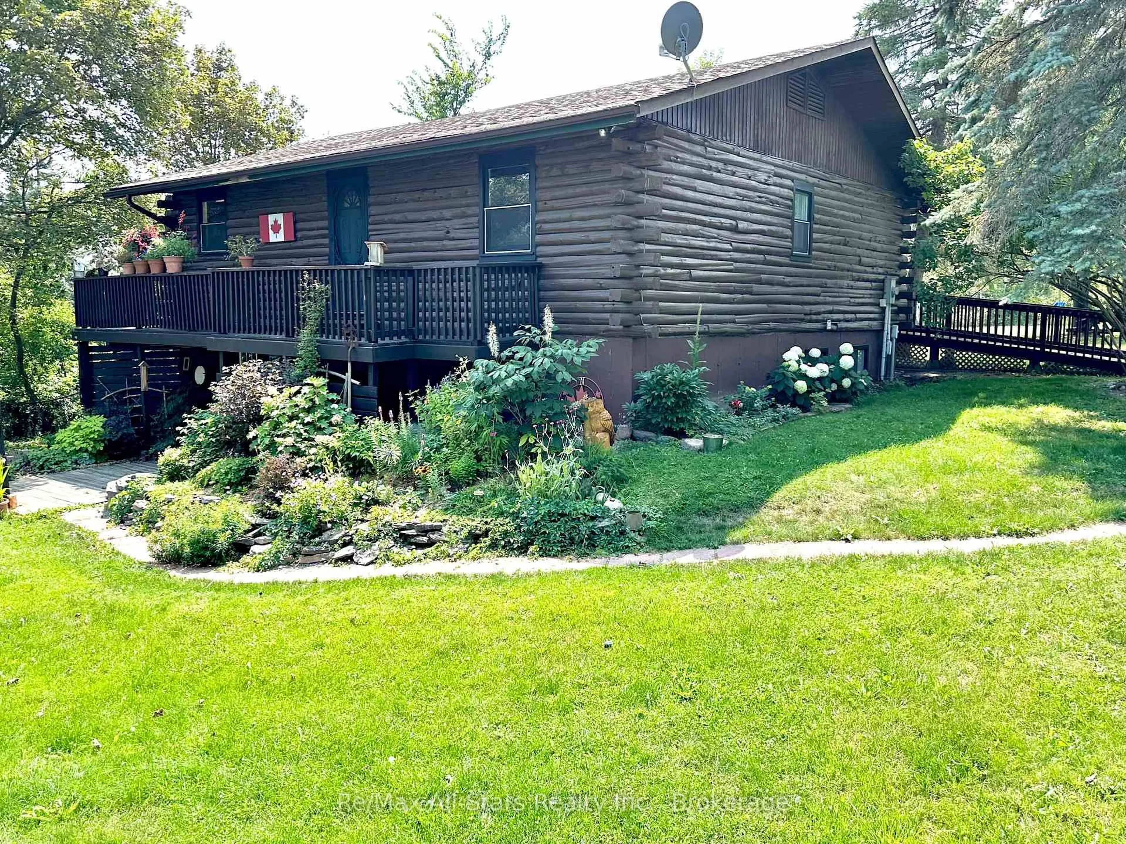 A pic from outside/outdoor area/front of a property/back of a property/a pic from drone, water/lake/river/ocean view for 50 Reid St, Kawartha Lakes Ontario K0M 1A0