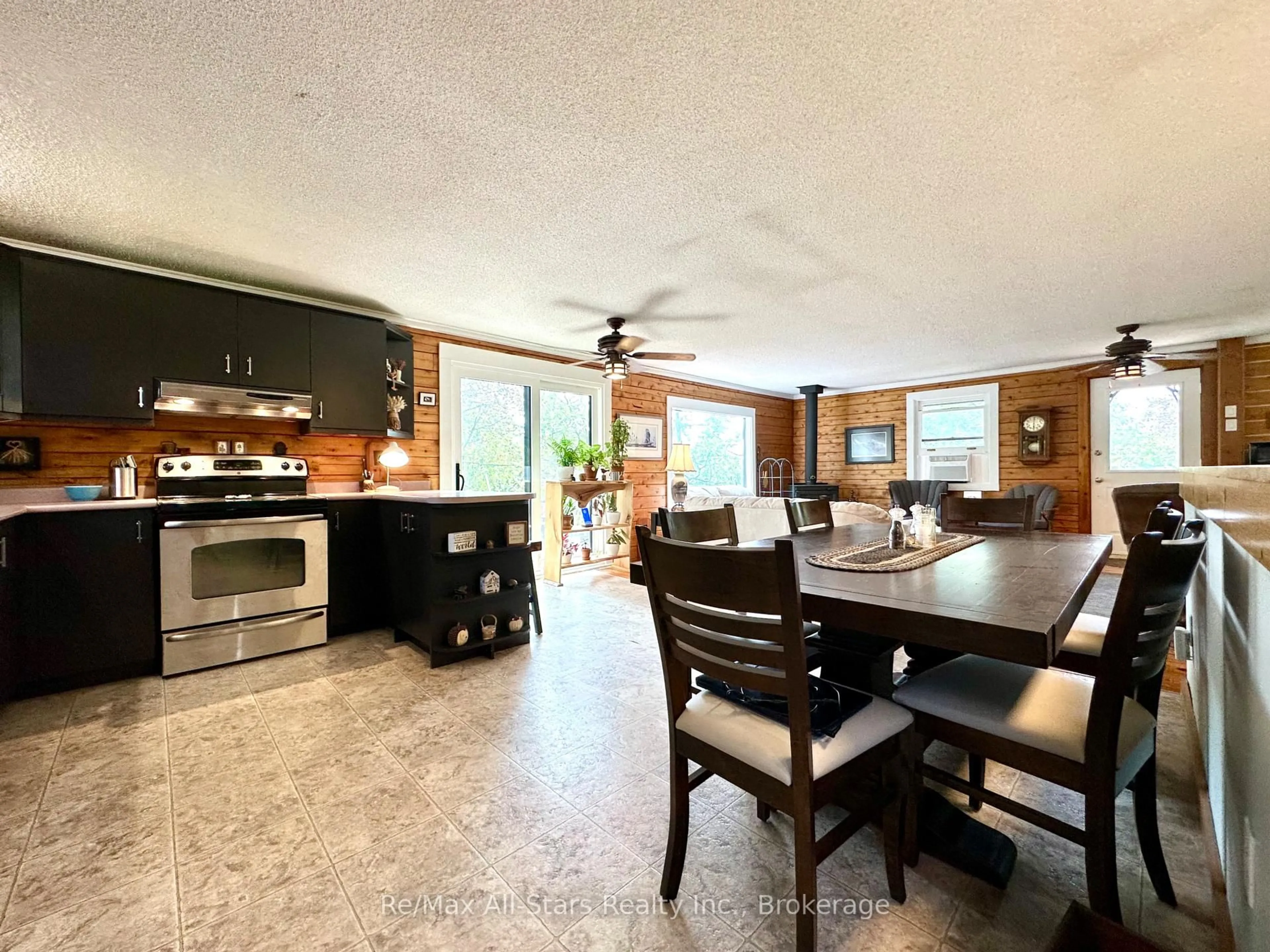 Open concept kitchen, ceramic/tile floor for 50 Reid St, Kawartha Lakes Ontario K0M 1A0