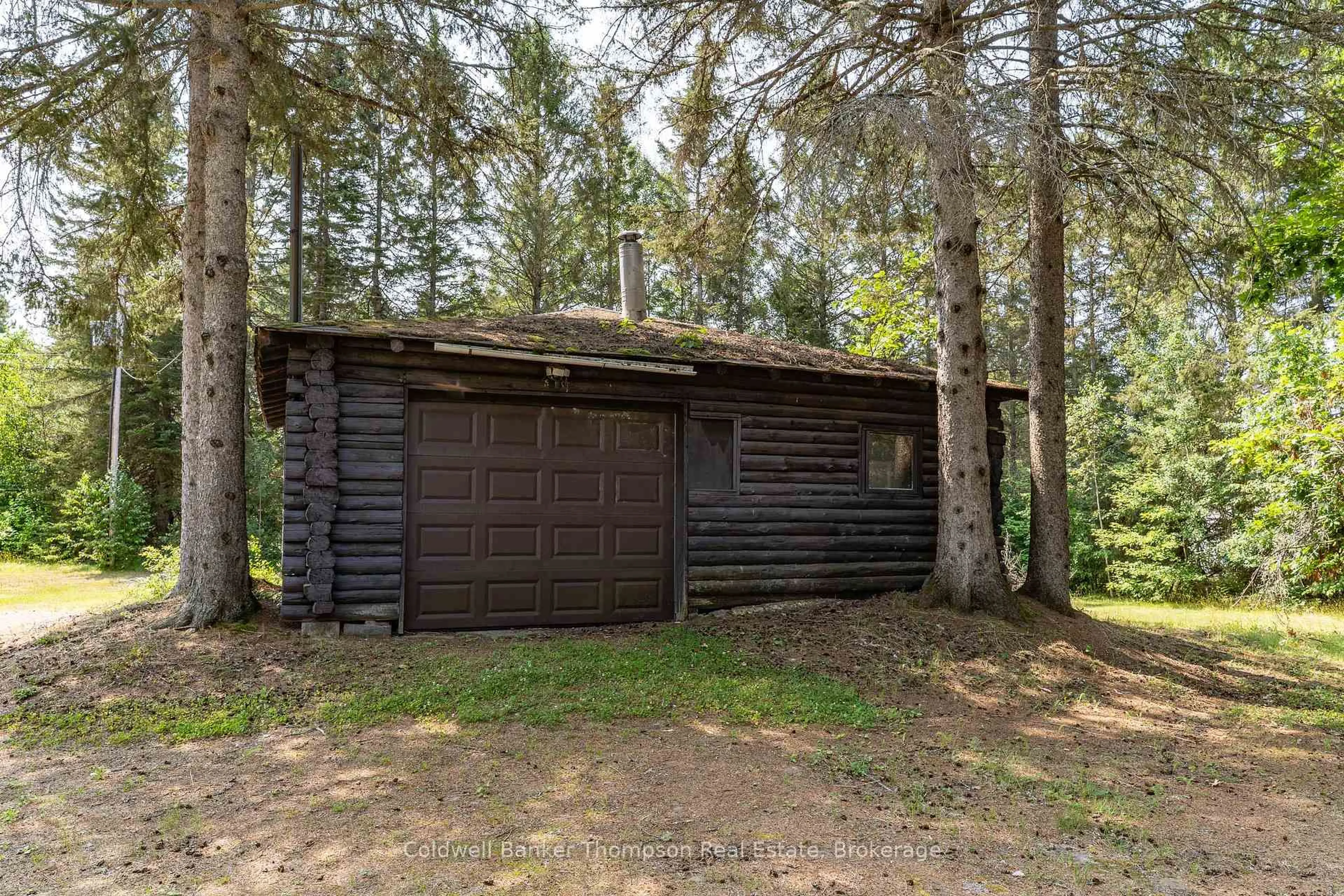 Shed for 245 James Camp Rd, Burk's Falls Ontario P0A 1C0