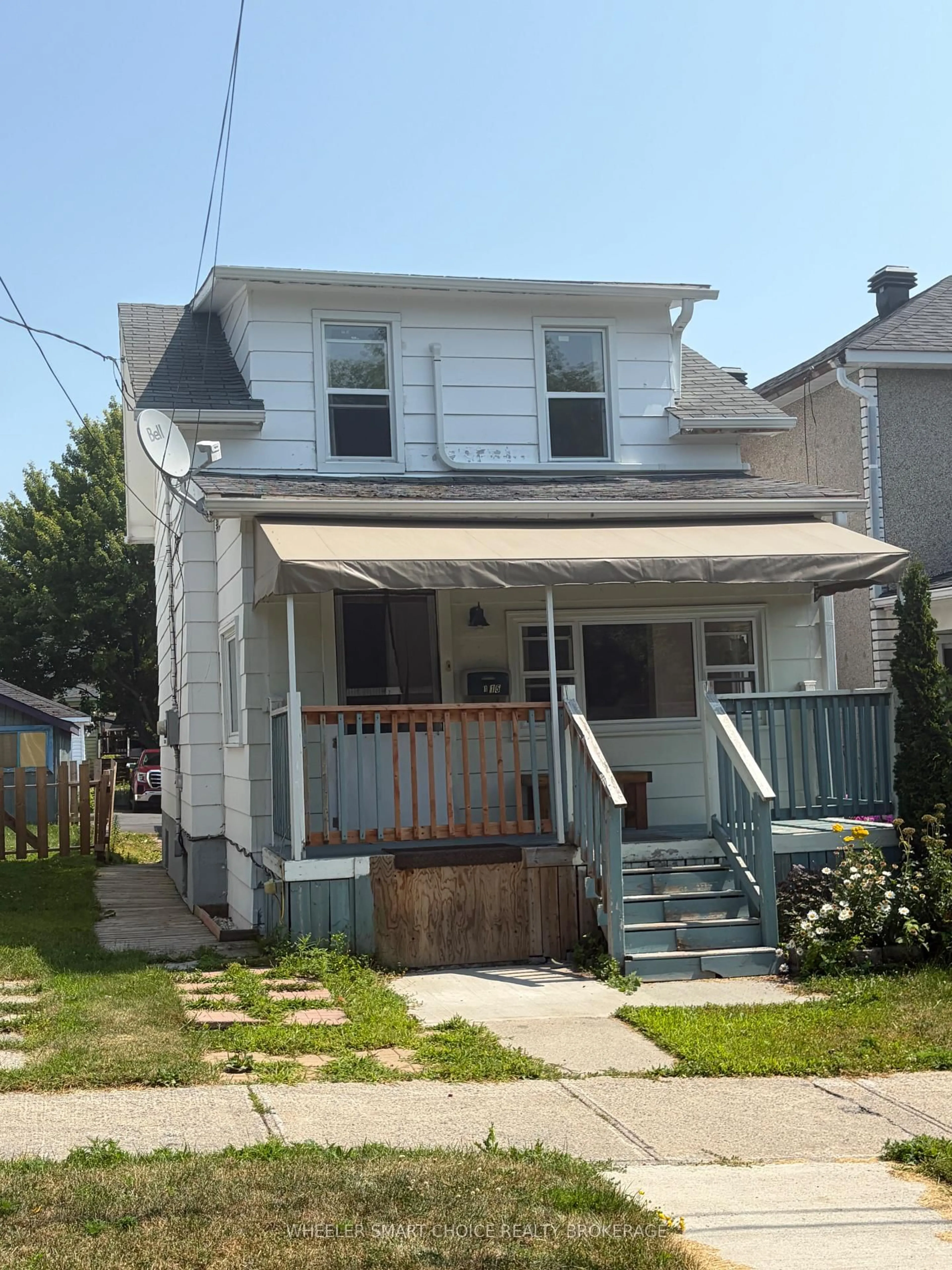 Home with vinyl exterior material, street for 115 Guy St, Cornwall Ontario K6H 4T7