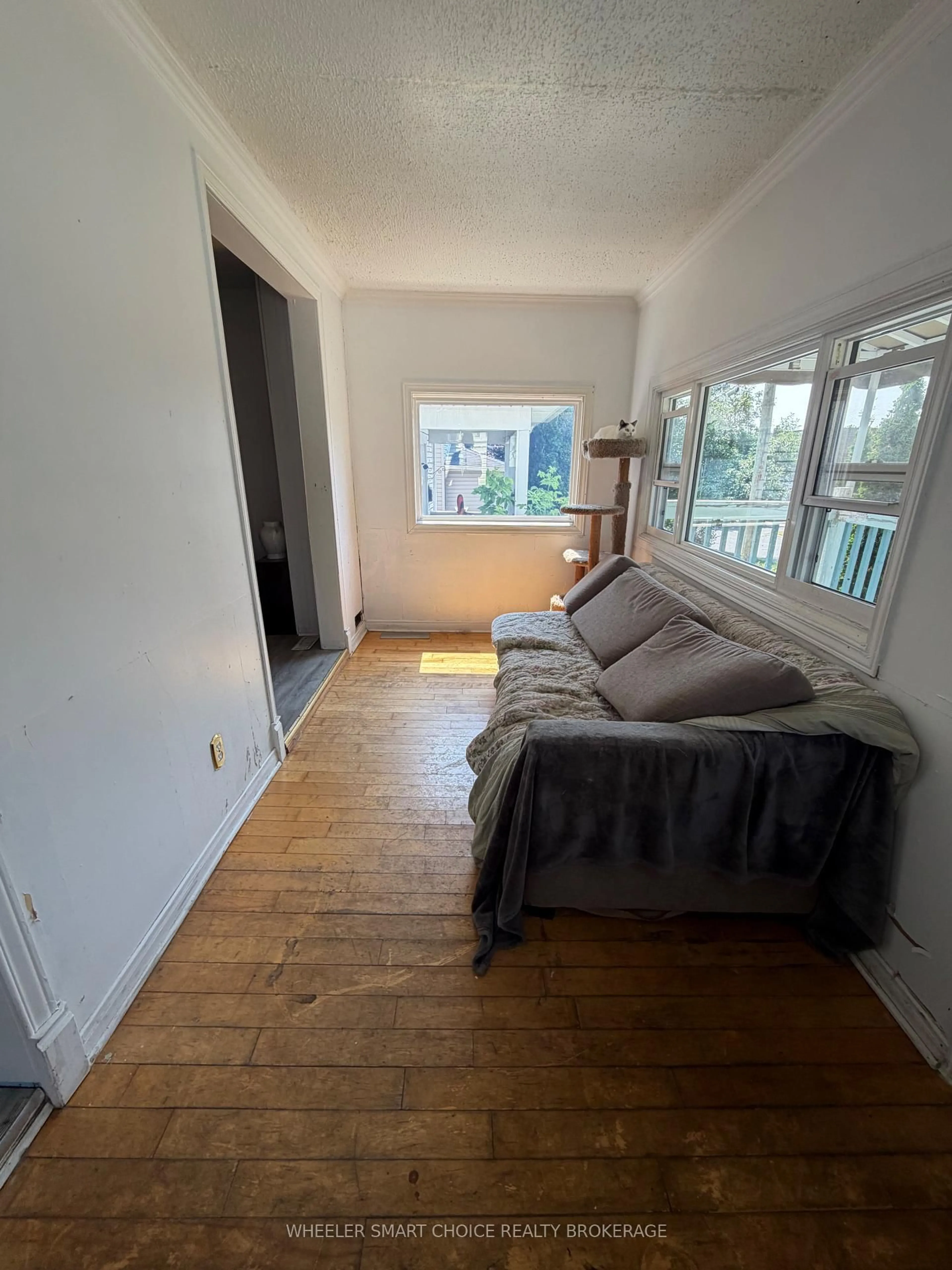 A pic of a room for 115 Guy St, Cornwall Ontario K6H 4T7