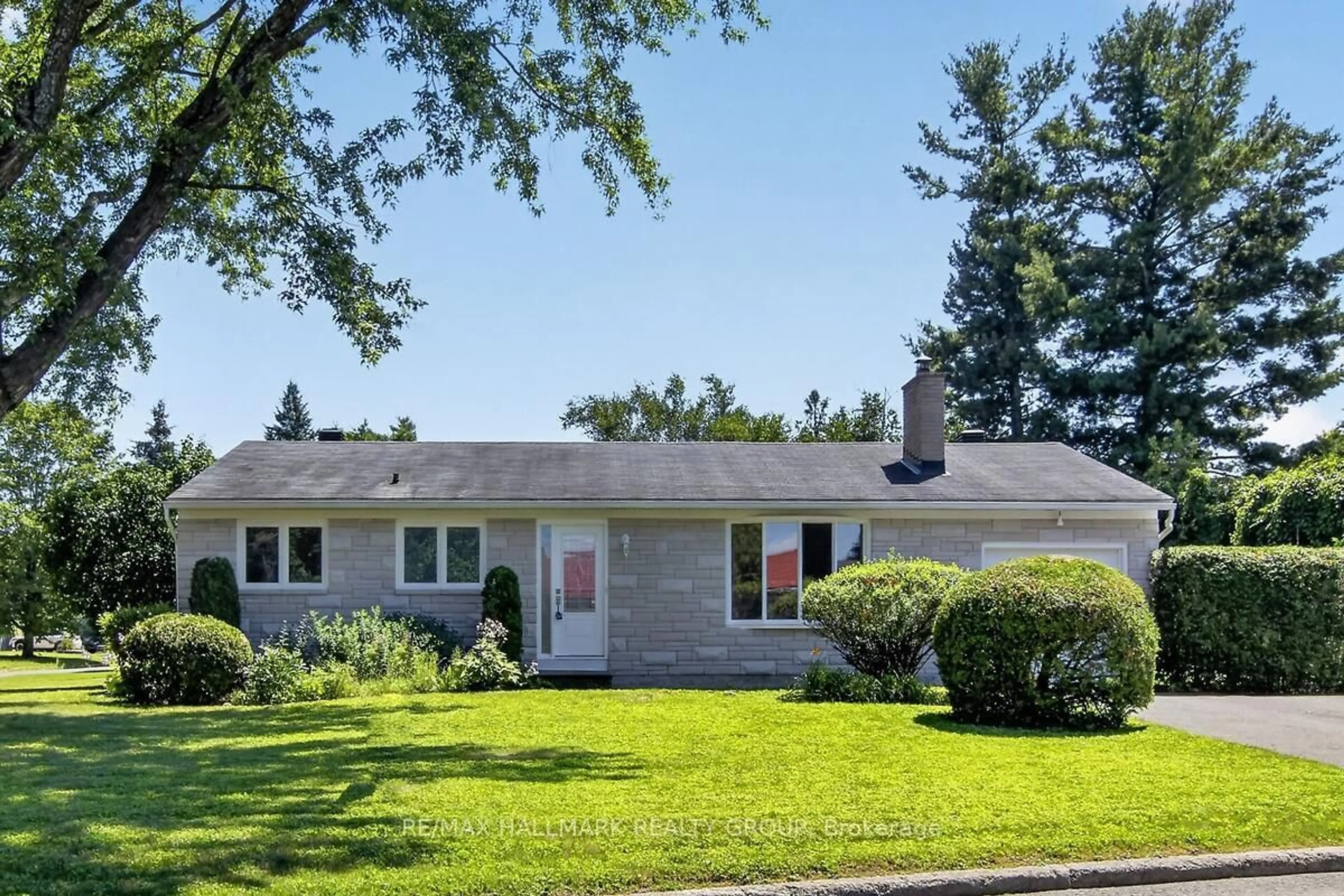 Unknown for 20 Cramer Dr, Nepean Ontario K2H 5X5