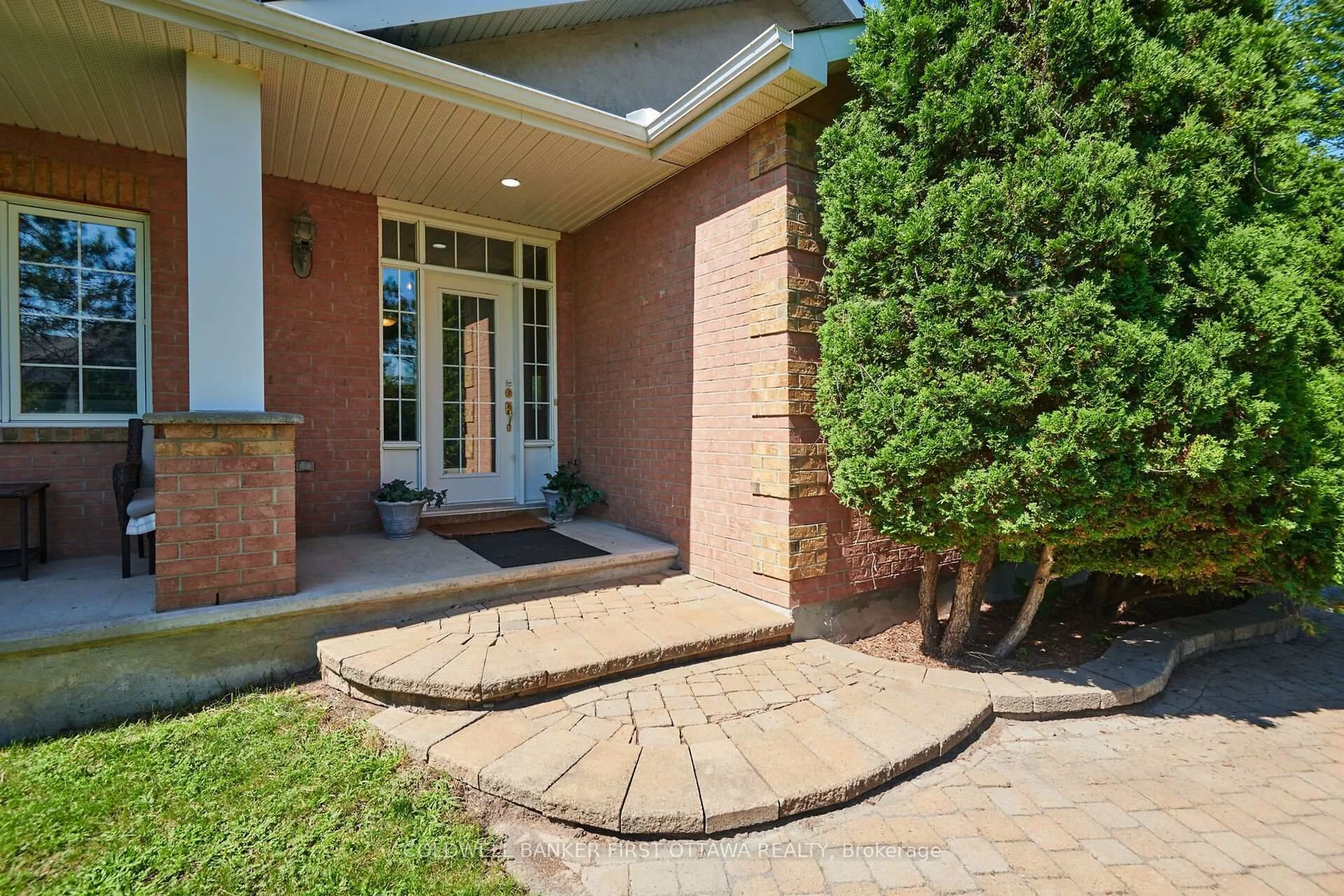 Home with brick exterior material, street for 6983 Lakes Park Dr, Greely Ontario K4P 1M6
