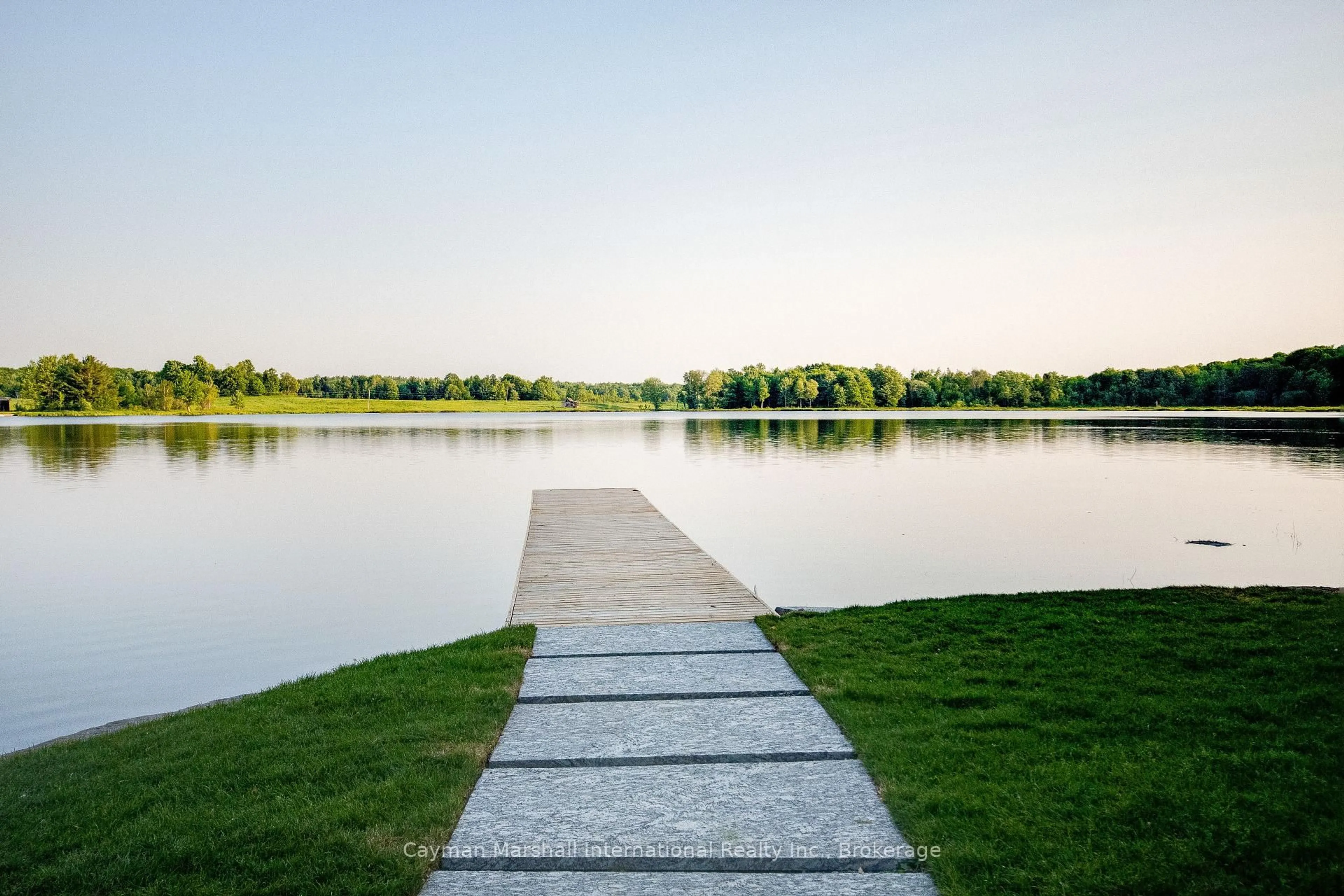 Patio, water/lake/river/ocean view for 1331 South Monck Dr #4, Muskoka Lakes Ontario P1L 1W8
