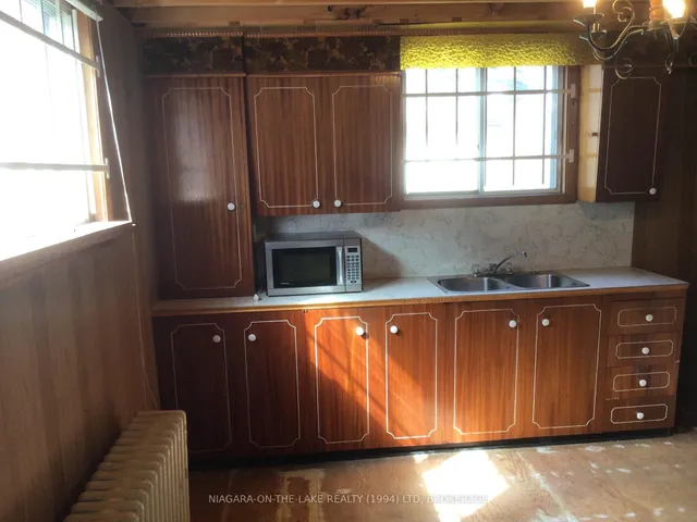 396 Wellington St, Port Colborne 5