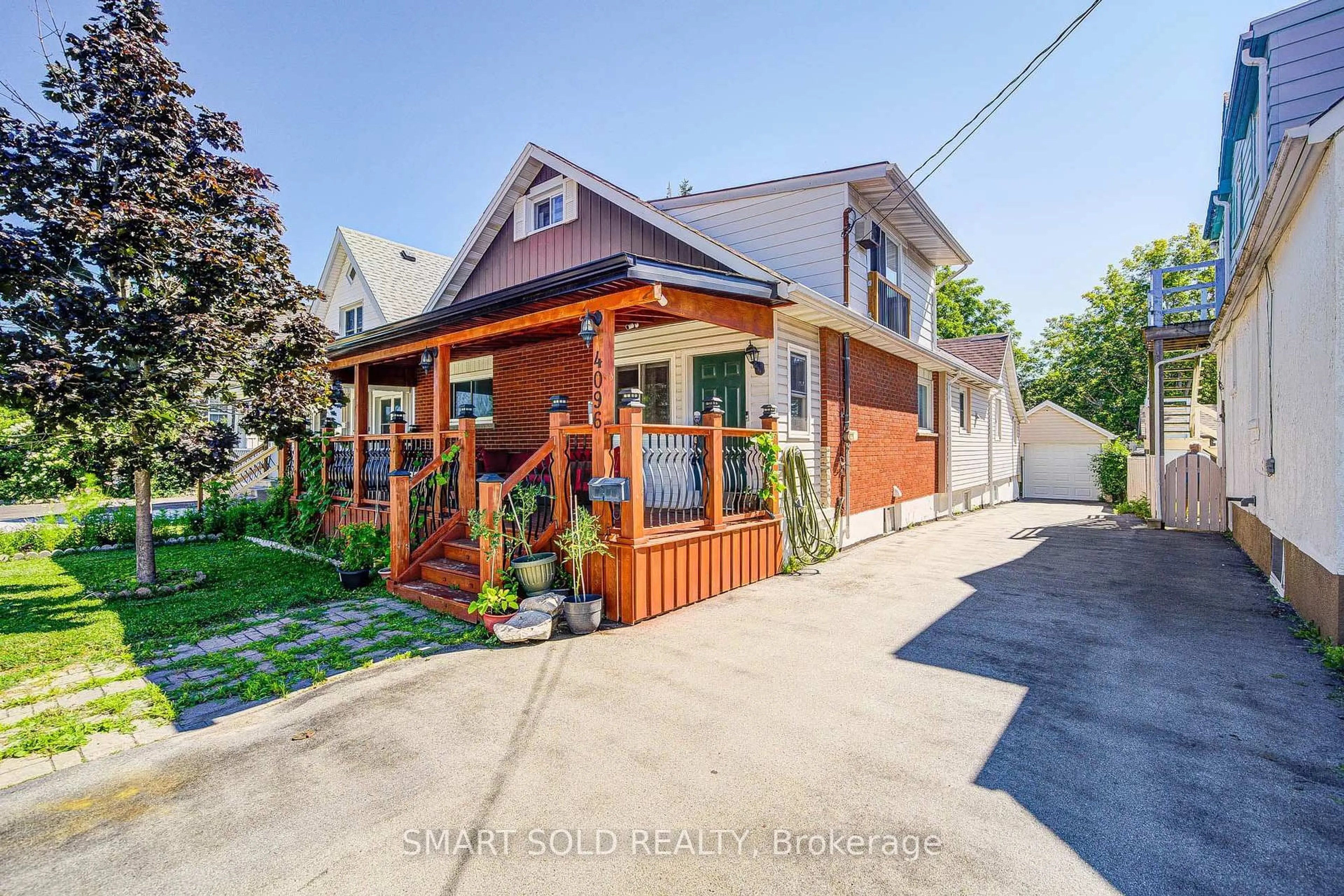 Home with brick exterior material, street for 4096 Broughton Ave, Niagara Falls Ontario L2E 3K6