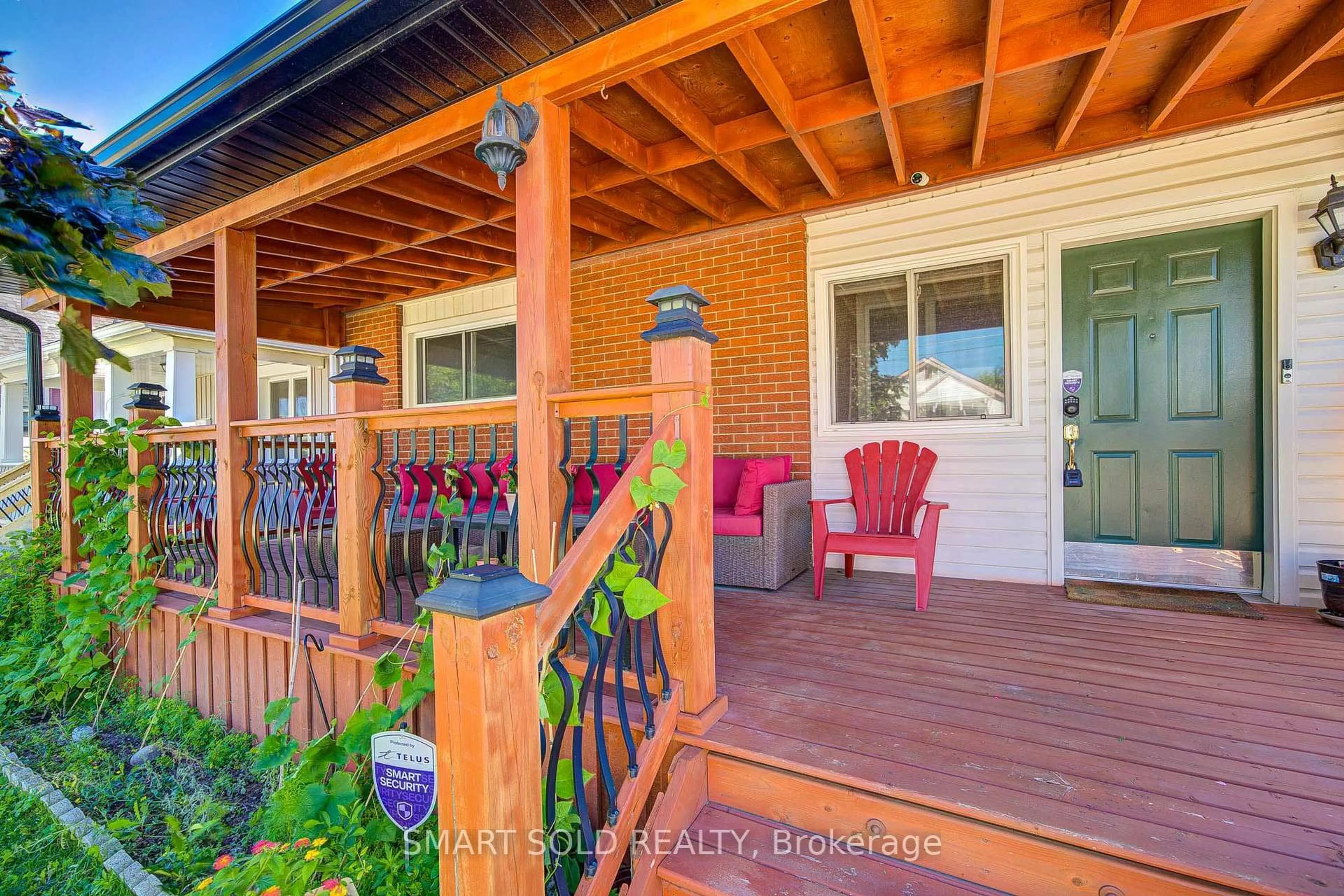 Patio, street for 4096 Broughton Ave, Niagara Falls Ontario L2E 3K6