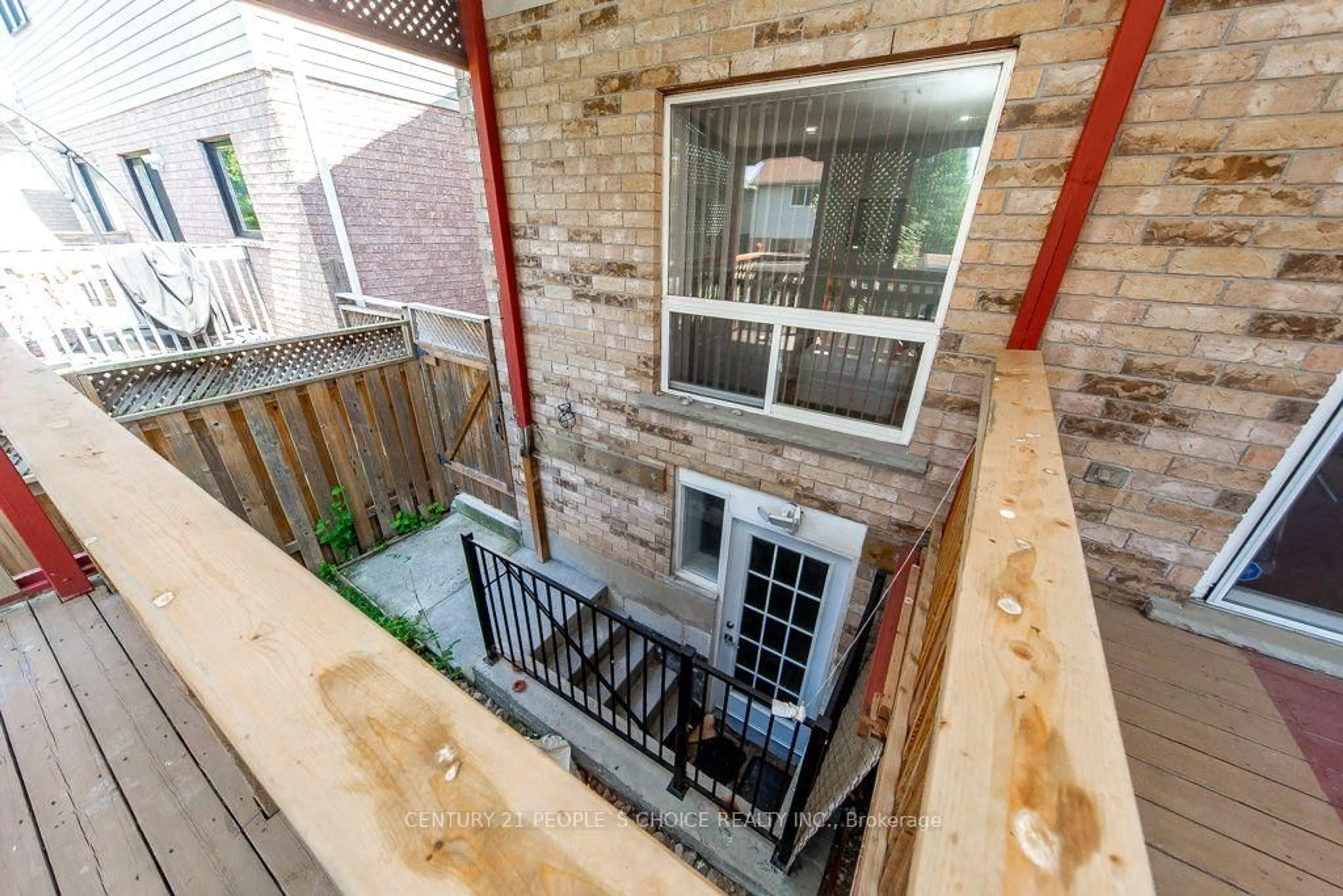 Patio, street for 64 Milson Cres, Guelph Ontario N1C 1G7