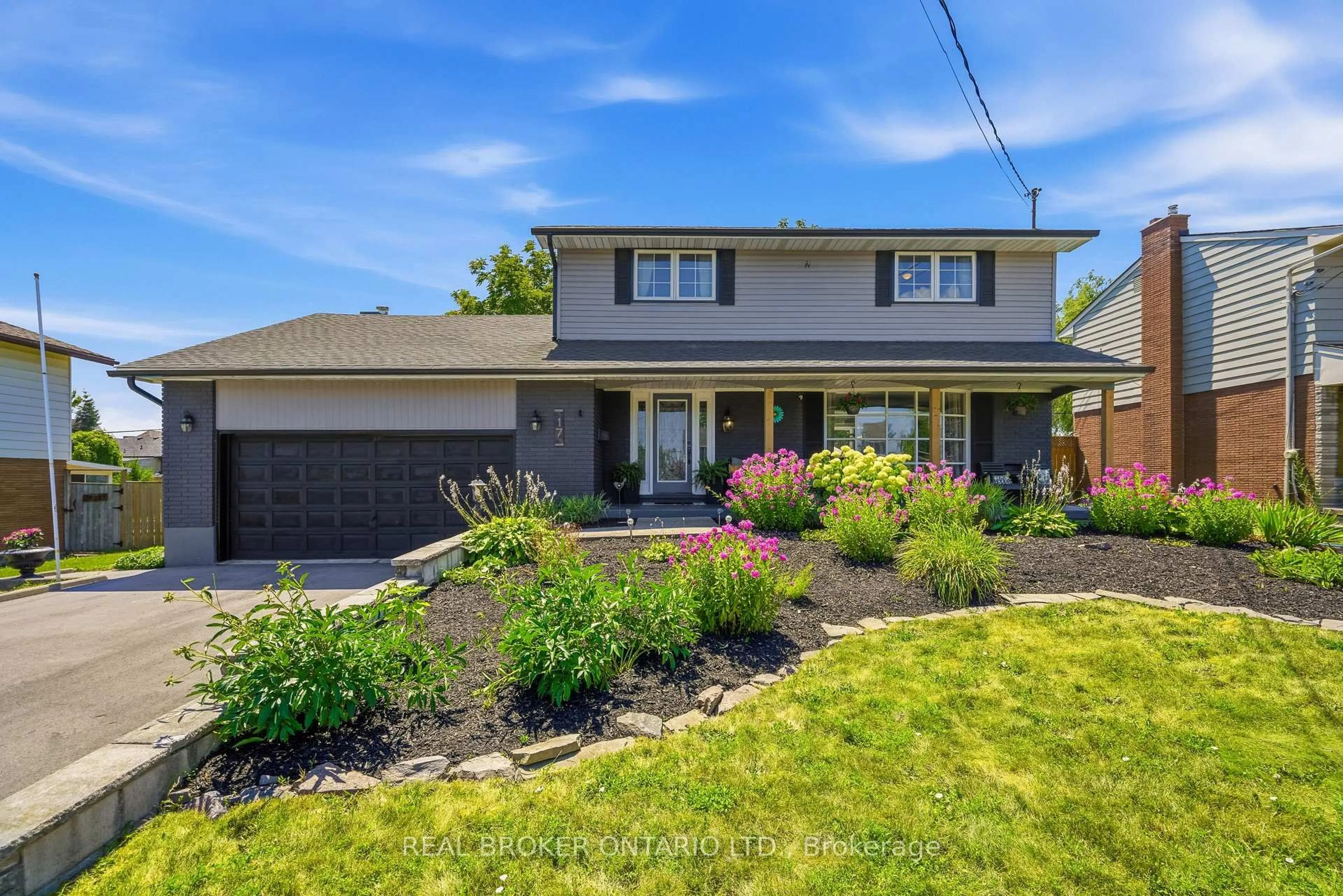 Home with brick exterior material, street for 17 Lindbergh Dr, Fort Erie Ontario L2A 2Z5