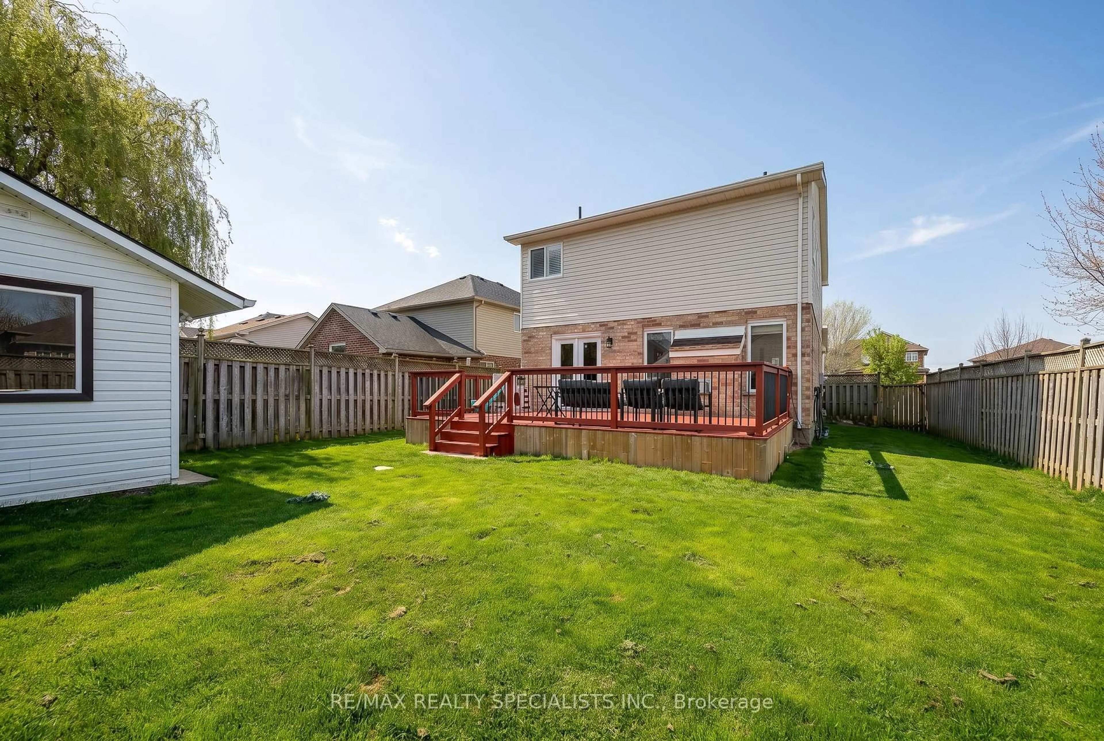 Patio, street for 1865 Bayswater Cres, London North Ontario N6G 5N1