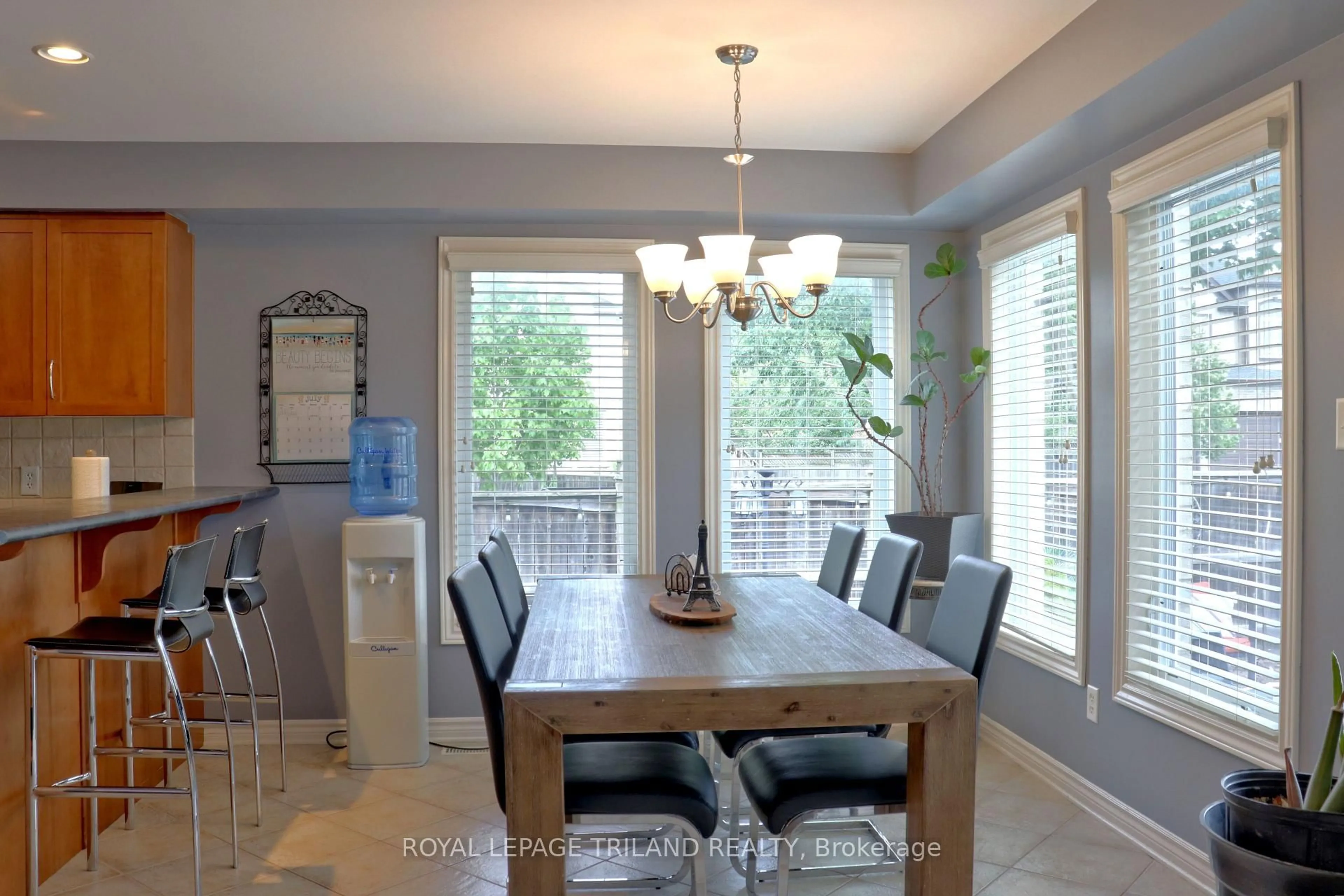 Dining room, unknown for 1842 Gough Ave, London North Ontario N5X 4P6