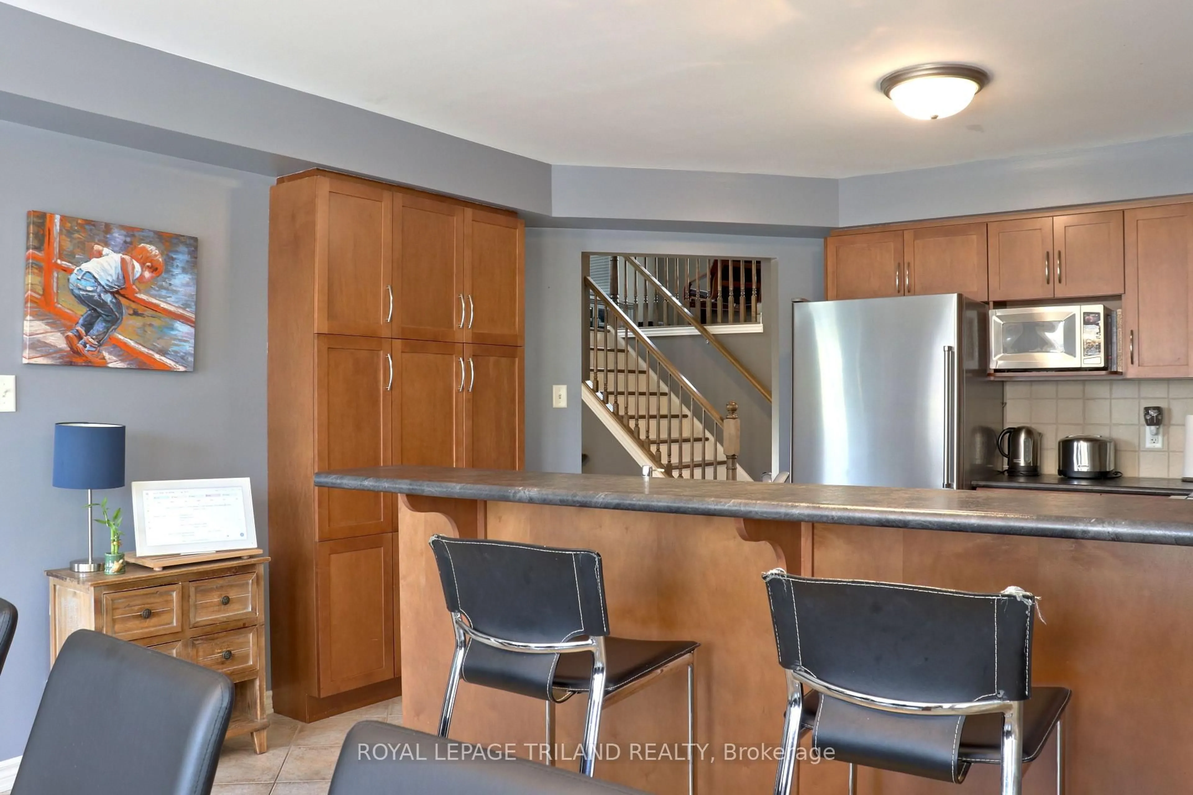 Unknown for 1842 Gough Ave, London North Ontario N5X 4P6