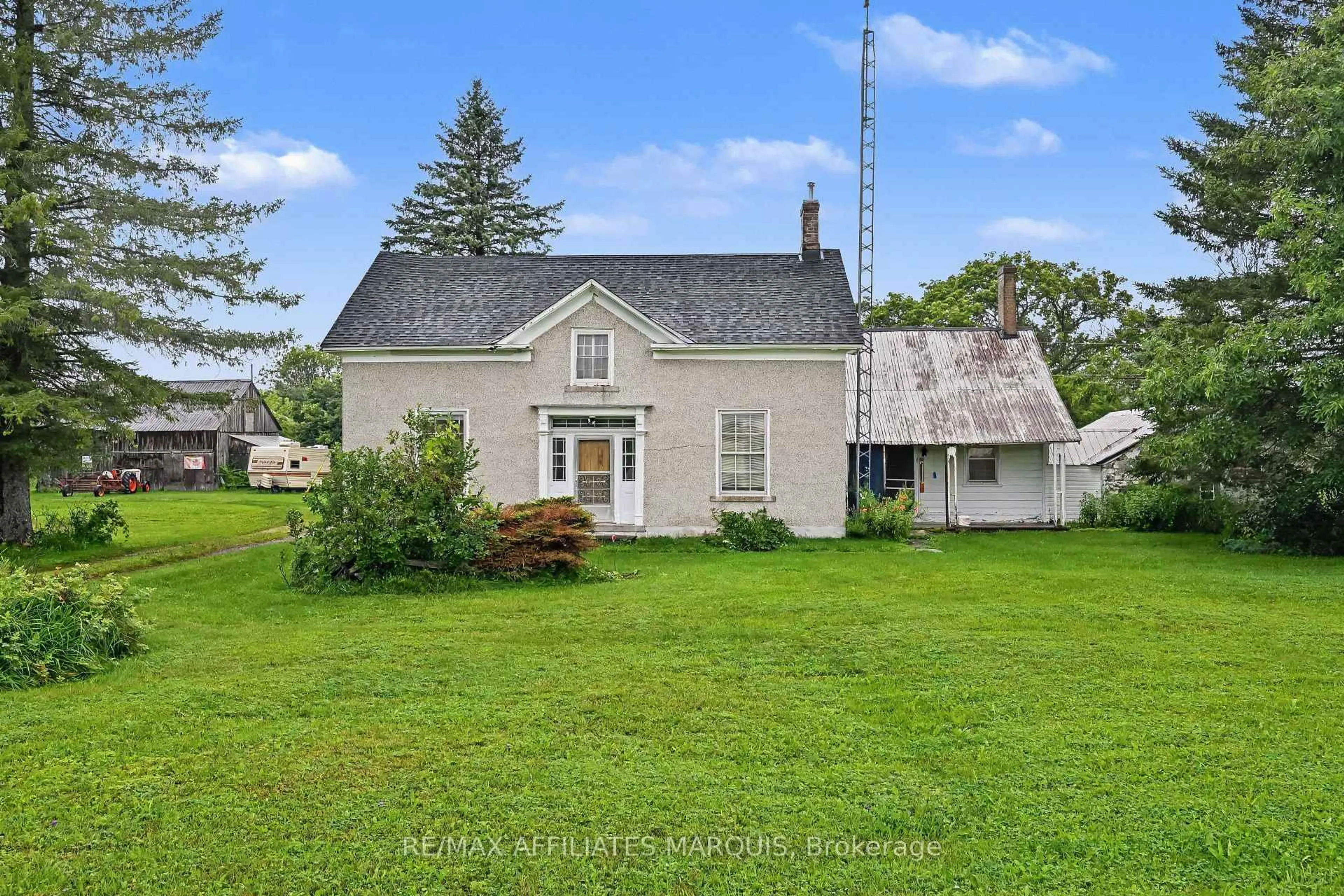 A pic from outside/outdoor area/front of a property/back of a property/a pic from drone, building for 11422 7th Line Rd, Elizabethtown-Kitley Ontario K0G 1R0