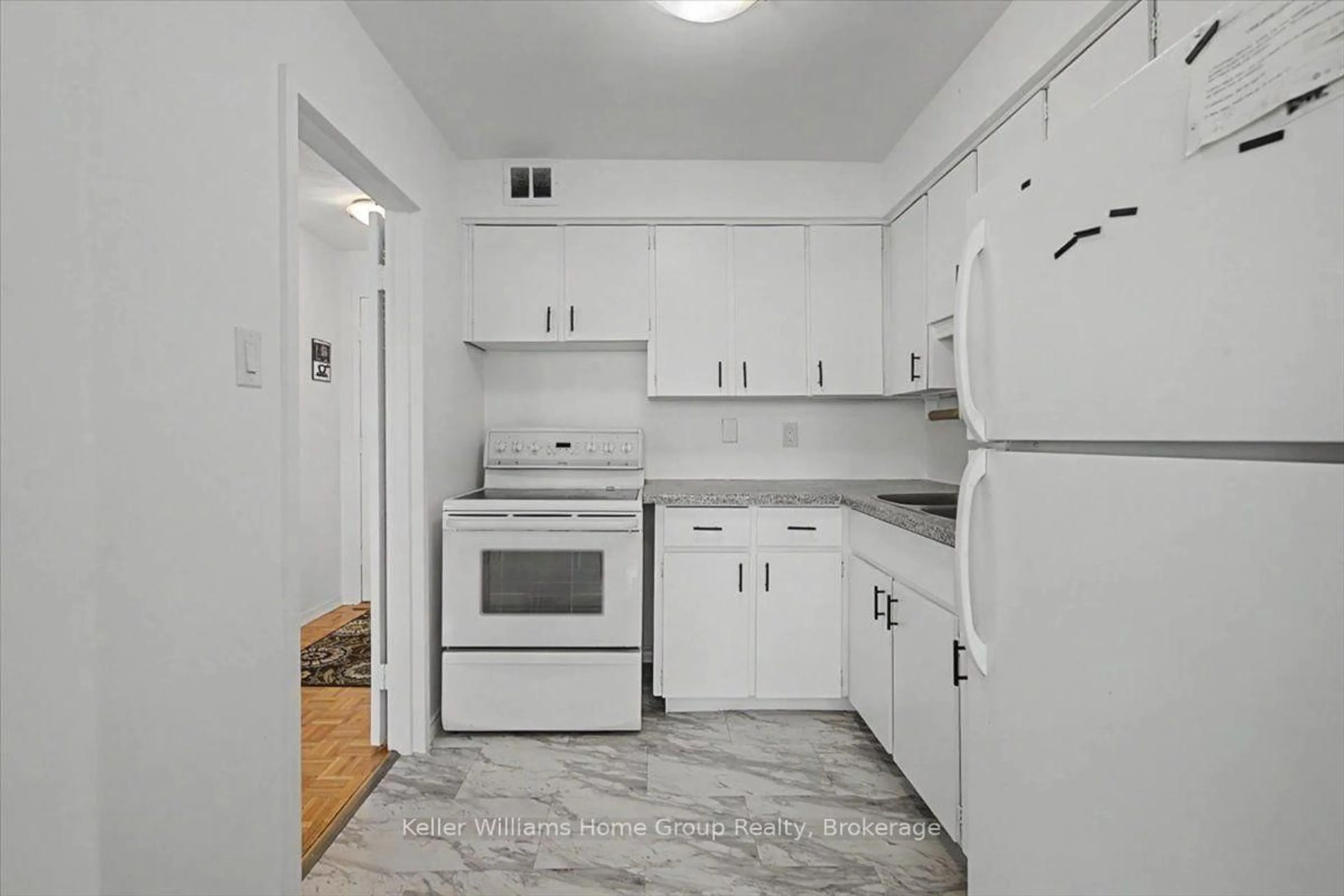 Standard kitchen, unknown for 24 Midland Dr #509, Kitchener Ontario N2A 2A8