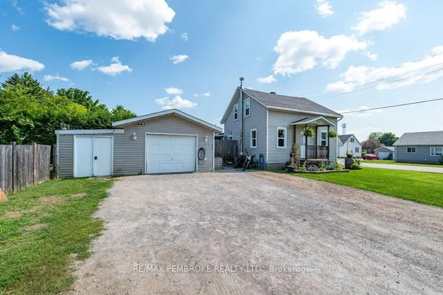 617 Third Ave, Laurentian Valley 2