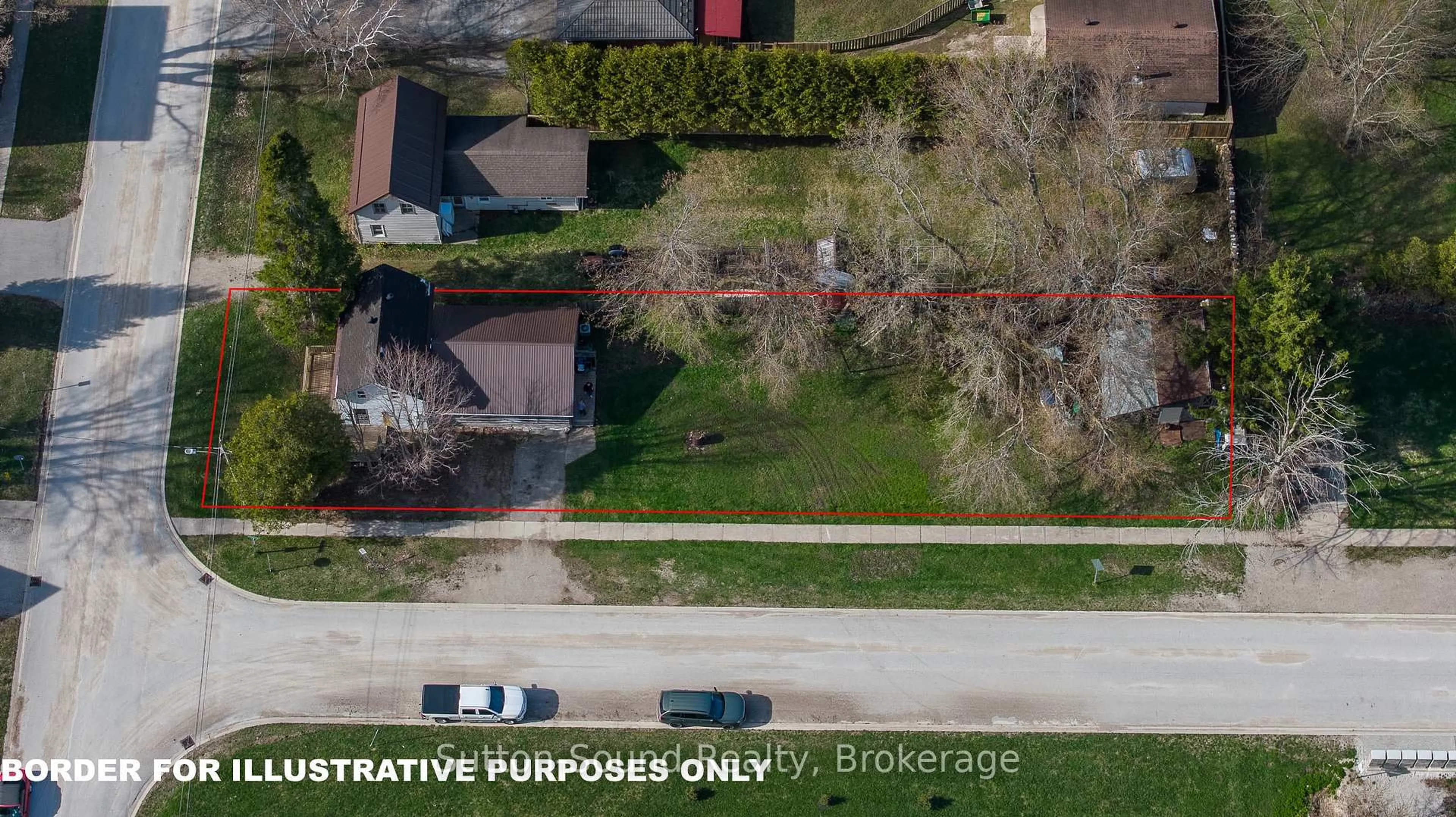 A pic from outside/outdoor area/front of a property/back of a property/a pic from drone, street for 486 Elizabeth St, South Bruce Peninsula Ontario N0H 1P0
