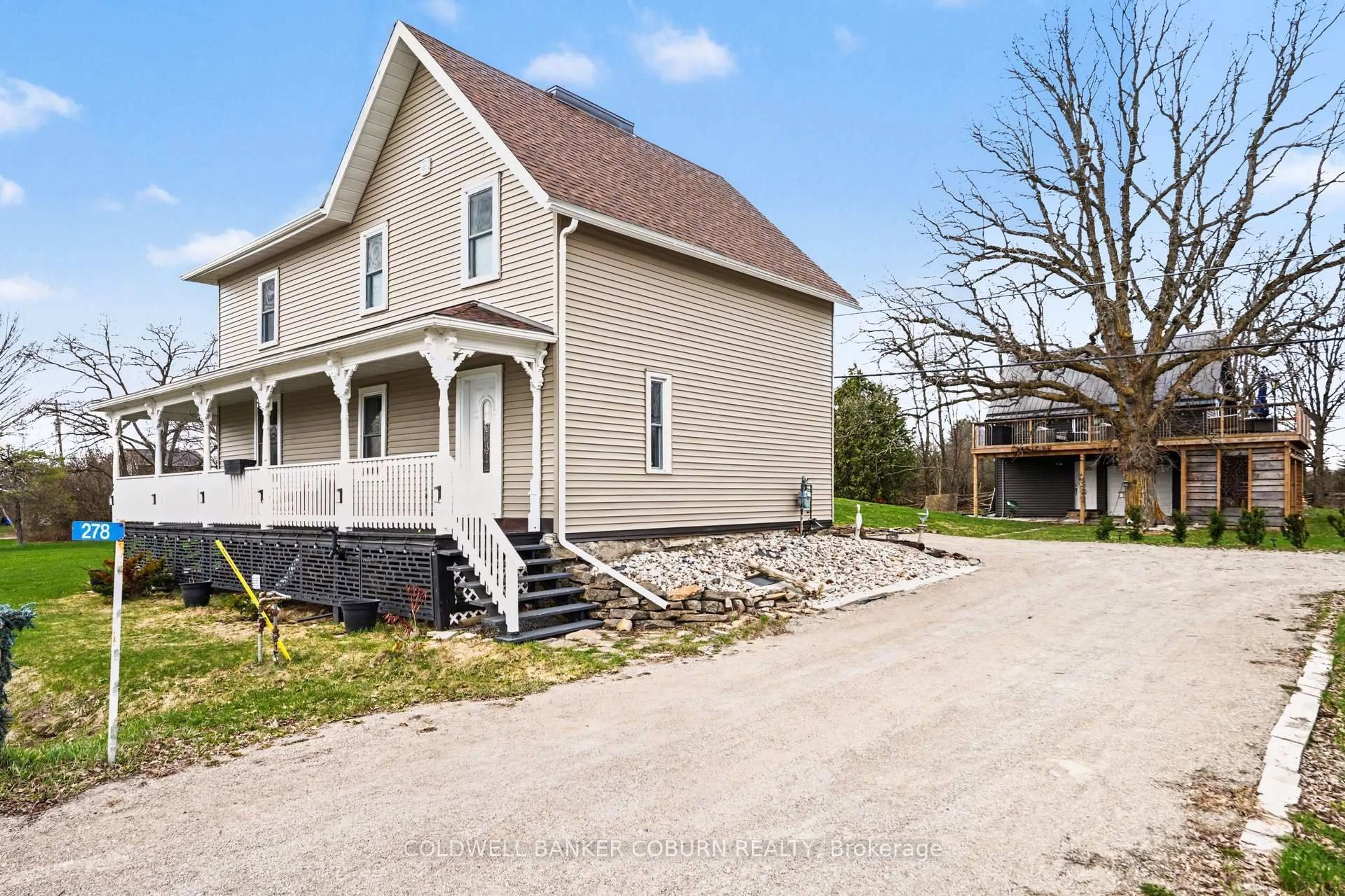 A pic from outside/outdoor area/front of a property/back of a property/a pic from drone, building for 278 County Rd 29 Rd, Elizabethtown-Kitley Ontario K0E 1Y0