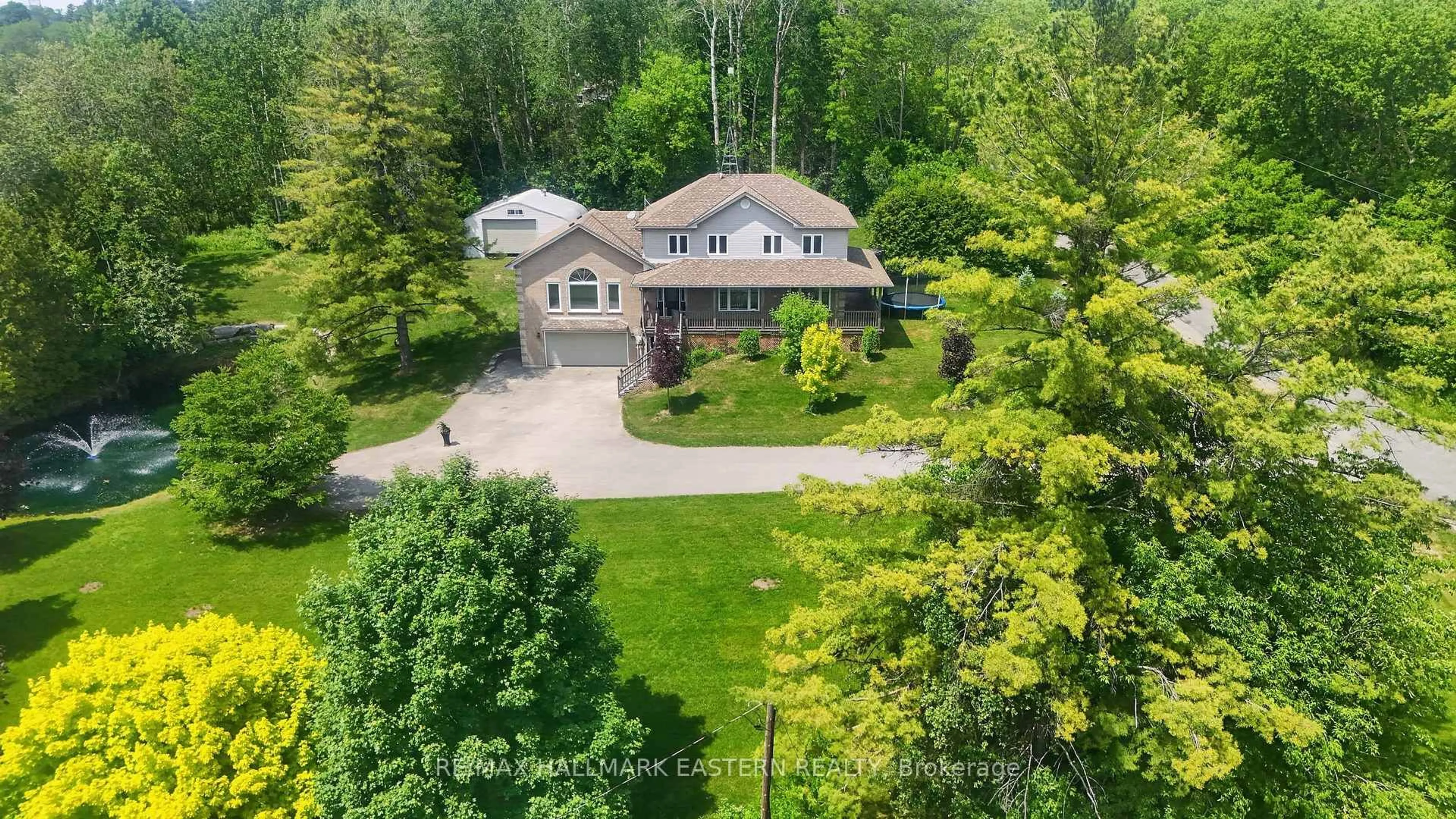 A pic from outside/outdoor area/front of a property/back of a property/a pic from drone, unknown for 4038 Spring Rd, Hamilton Township Ontario L1A 3V6