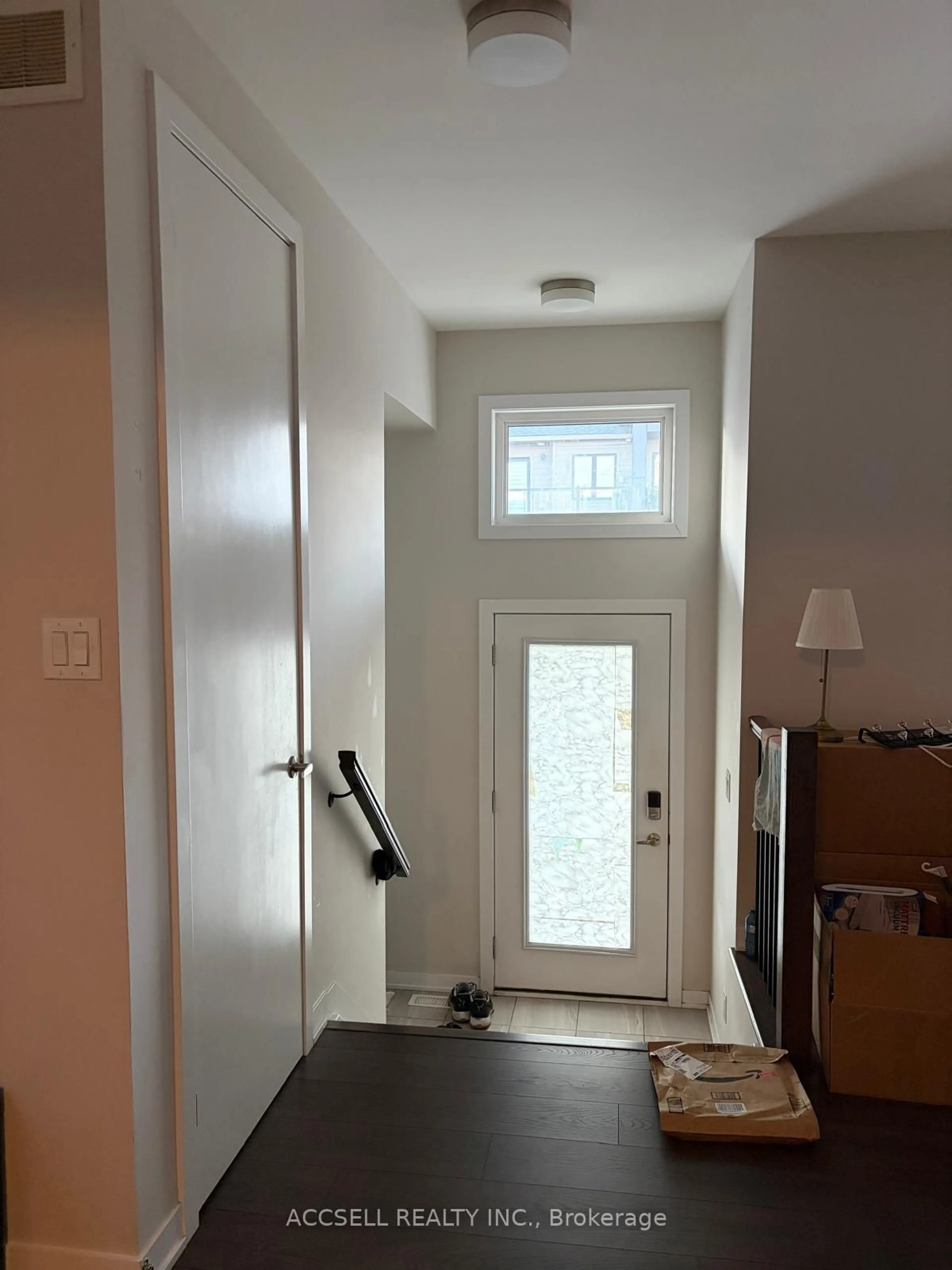 Indoor entryway for 217 Speckled Alder Row, Ottawa Ontario K2J 7A6