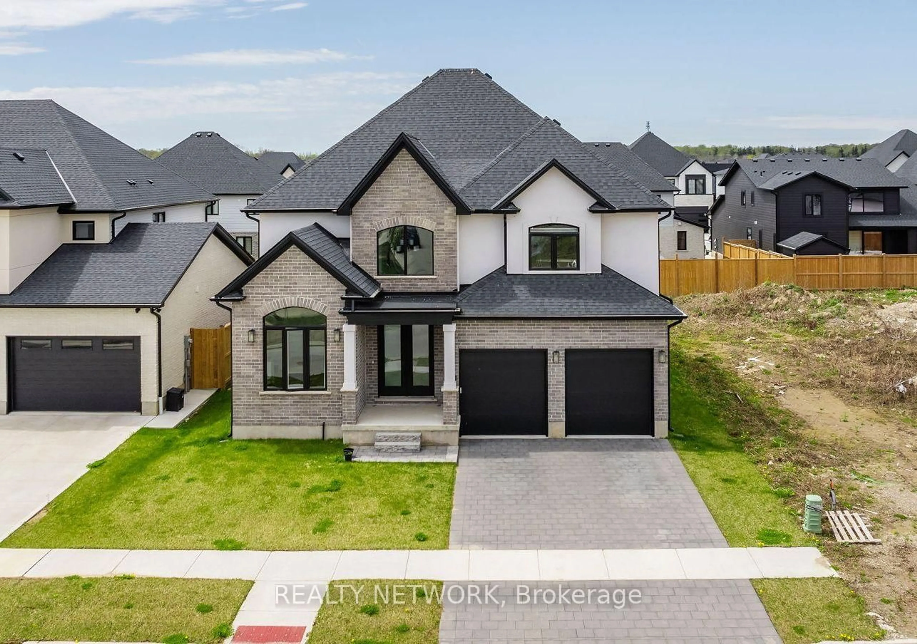 A pic from outside/outdoor area/front of a property/back of a property/a pic from drone, street for 7266 Silver Creek Circ, London South Ontario N6P 0G9
