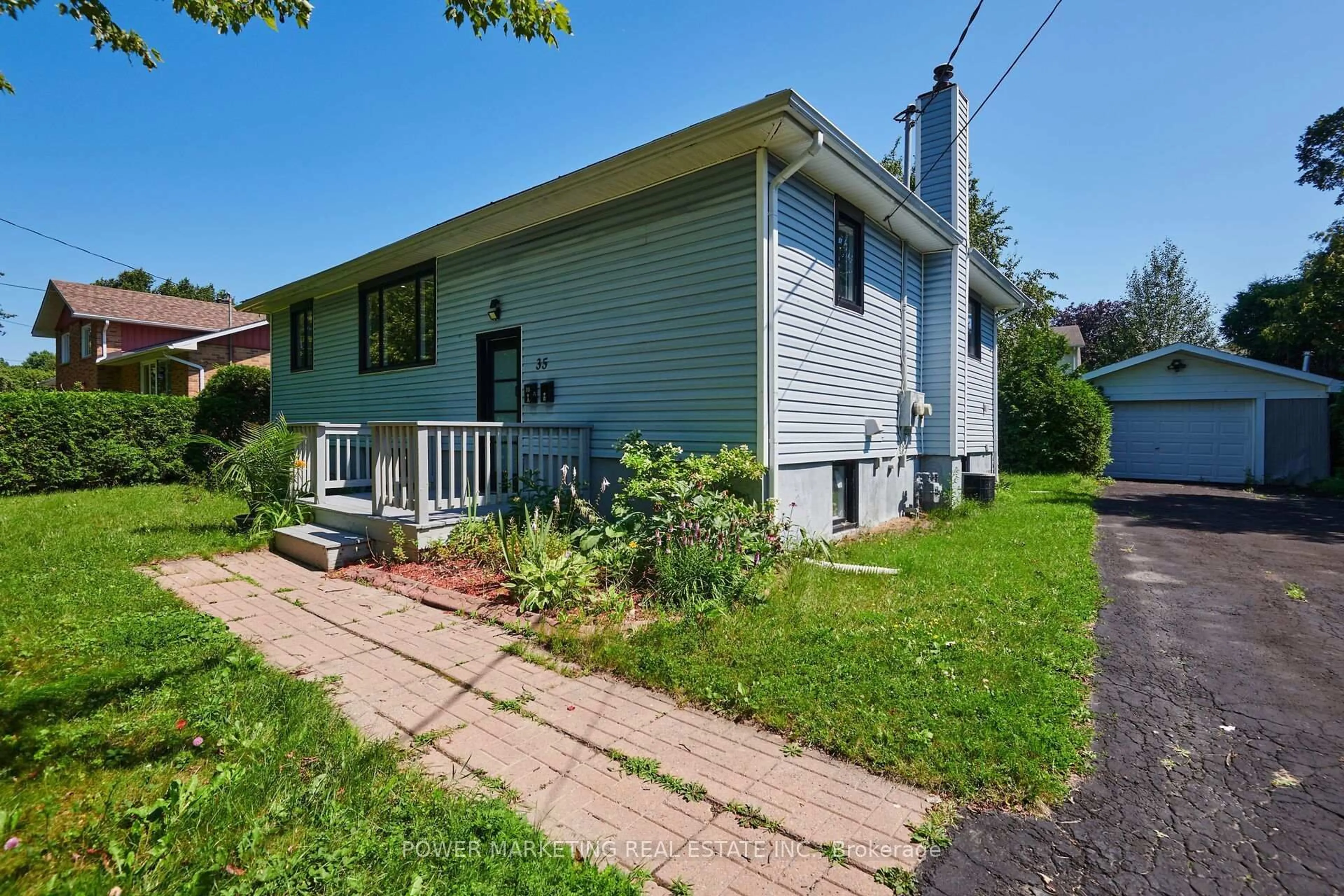 Unknown for 35 Tauvette St, Ottawa Ontario K1B 3A1