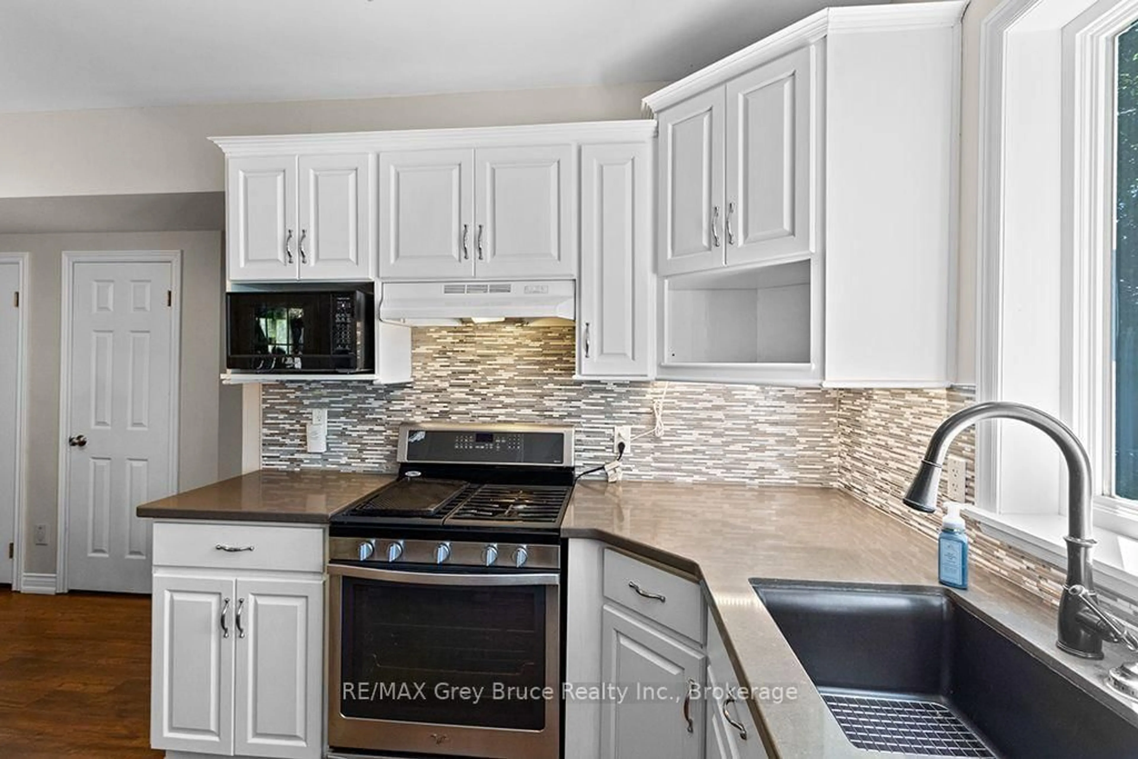 Unknown for 441 Frank St, South Bruce Peninsula Ontario N0H 2T0