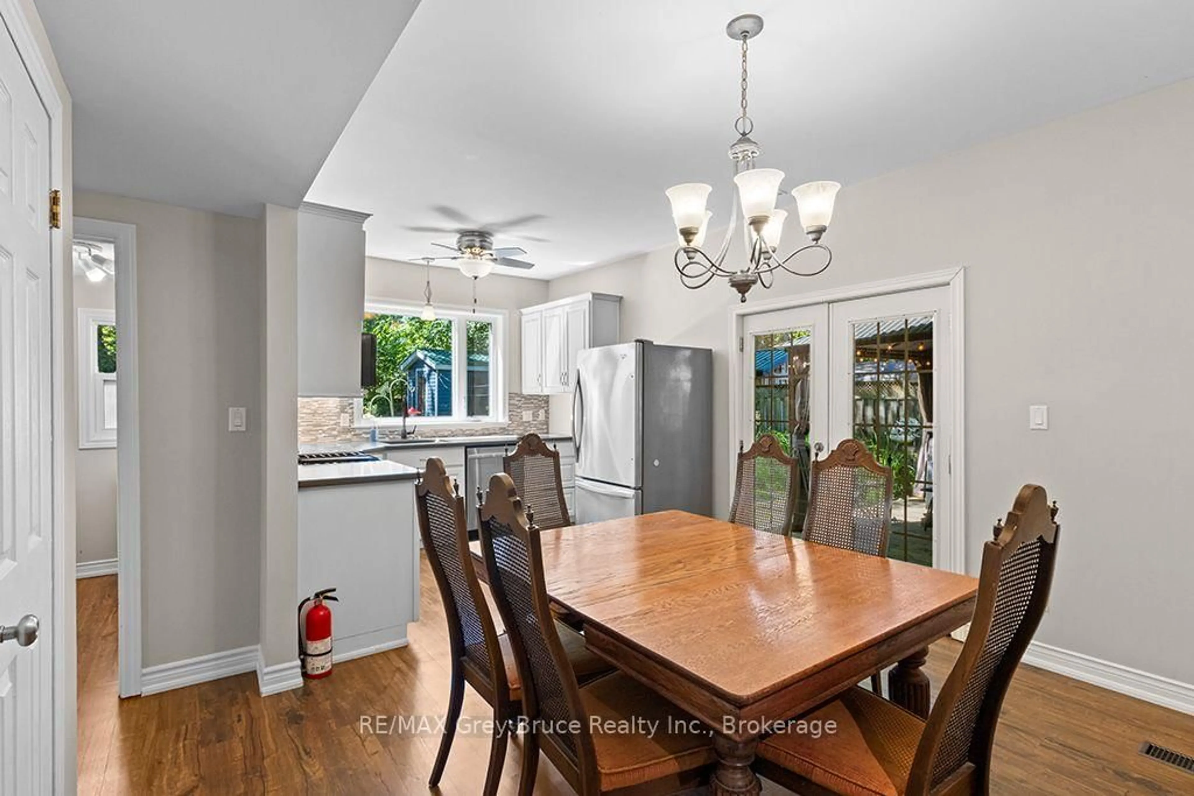 Open concept kitchen, unknown for 441 Frank St, South Bruce Peninsula Ontario N0H 2T0