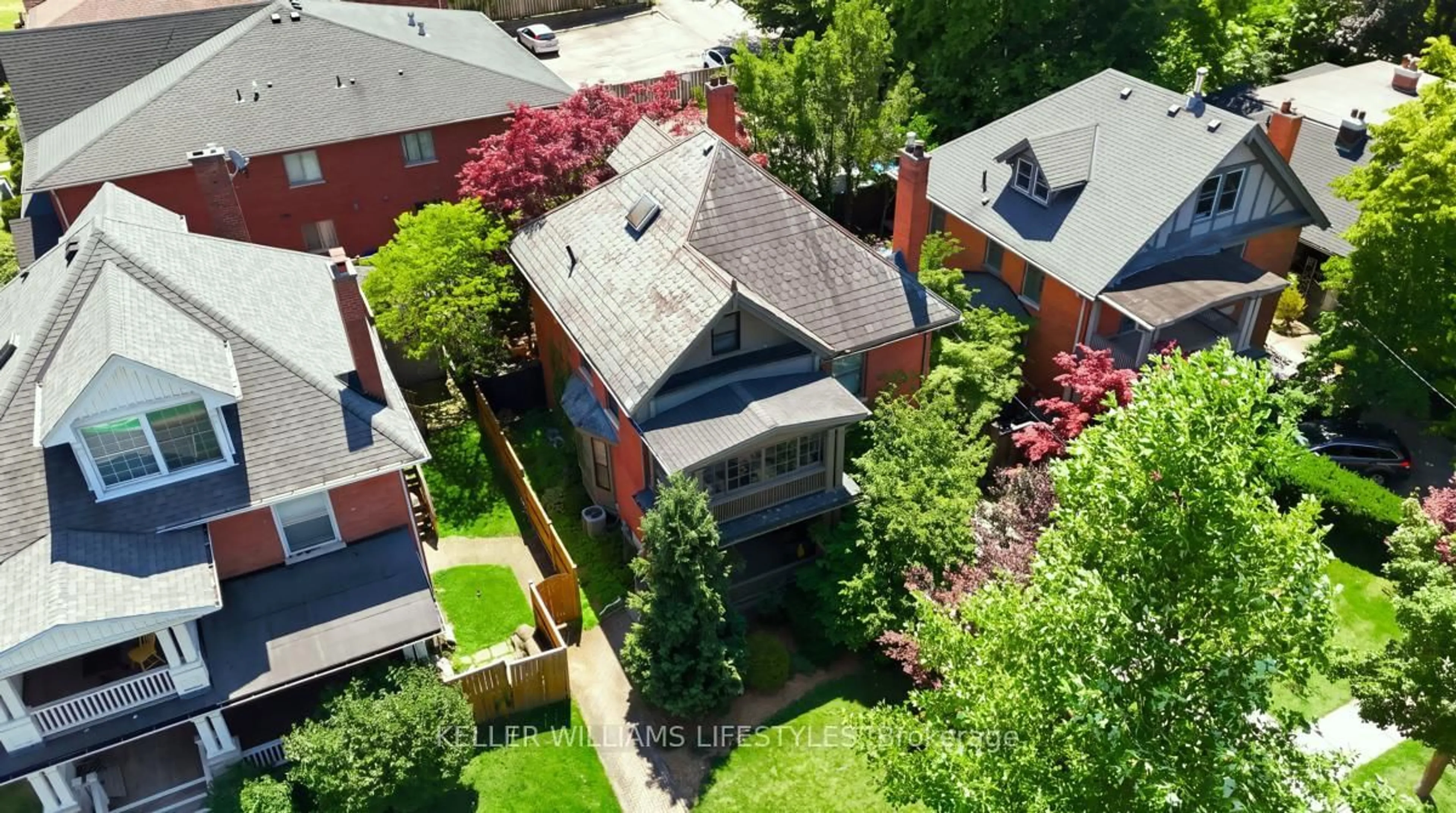 A pic from outside/outdoor area/front of a property/back of a property/a pic from drone, city buildings view from balcony for 203 Cheapside St, London East Ontario N6A 1Z9