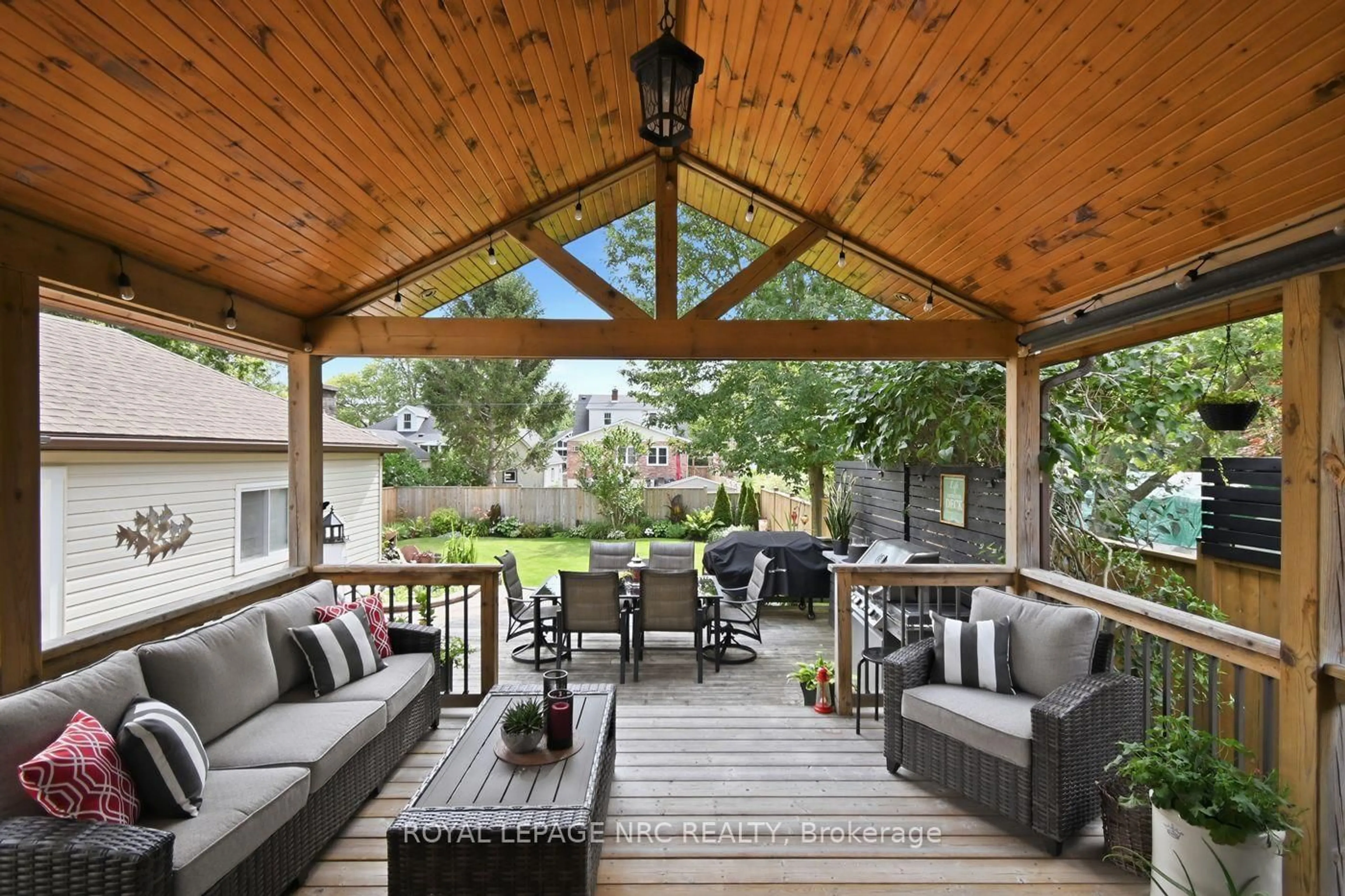Patio, unknown for 23 Clare Ave, Port Colborne Ontario L3K 5H3