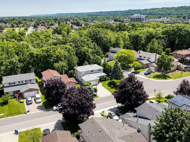 138 Strawberry Dr, Hamilton 2