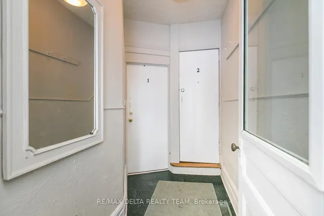 27 Perkins St, Ottawa 3