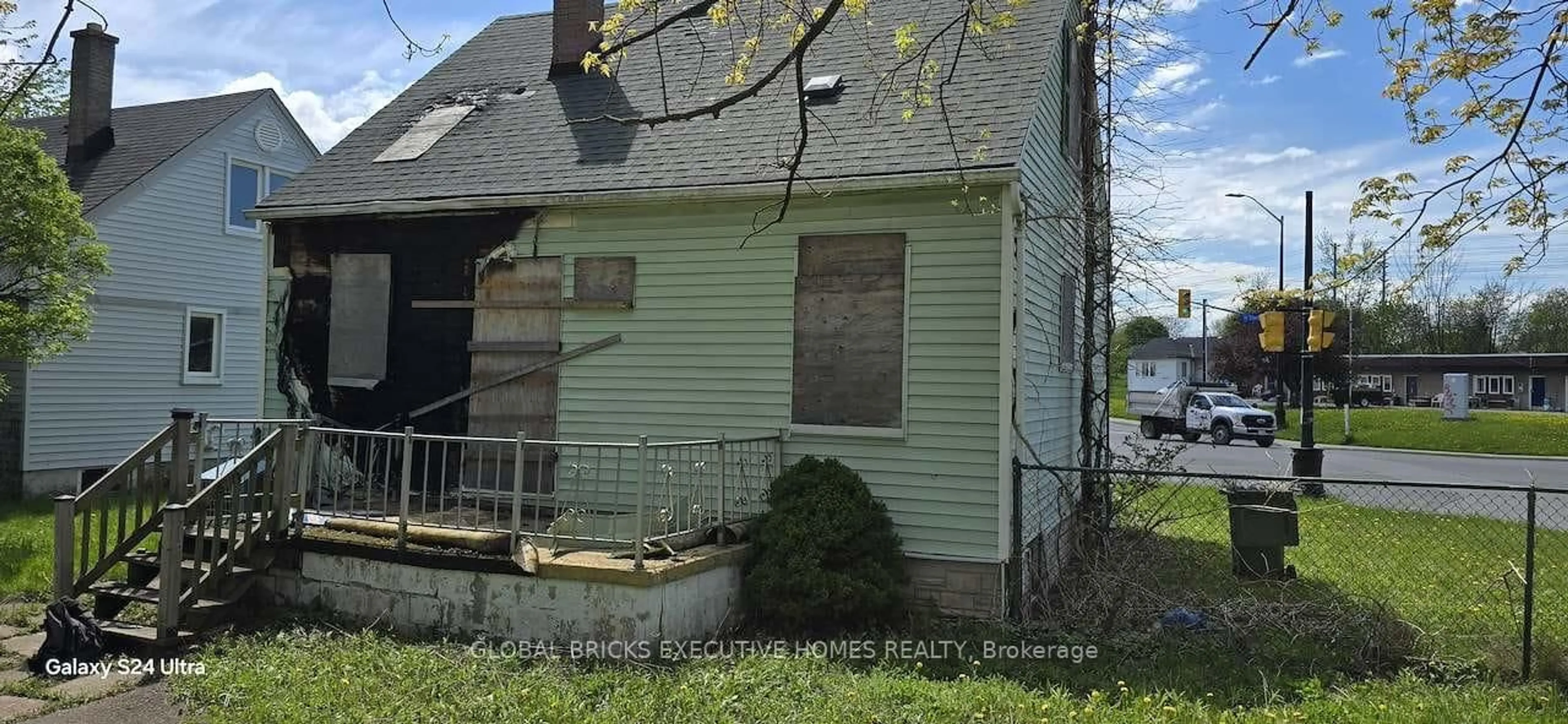 Unknown for 5168 Stanley Ave, Niagara Falls Ontario L2E 5A4